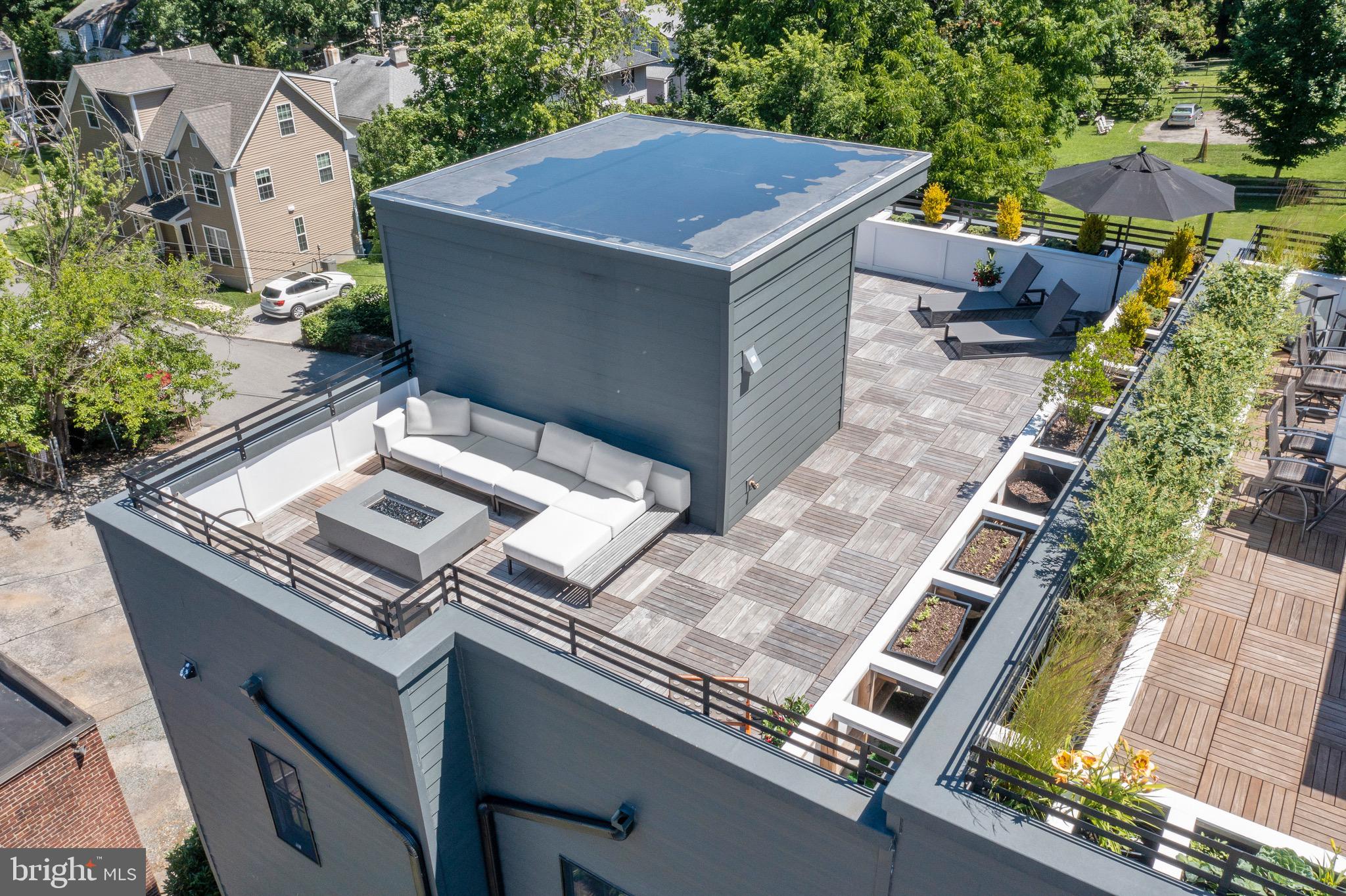 NORTH WAYNE - Residential