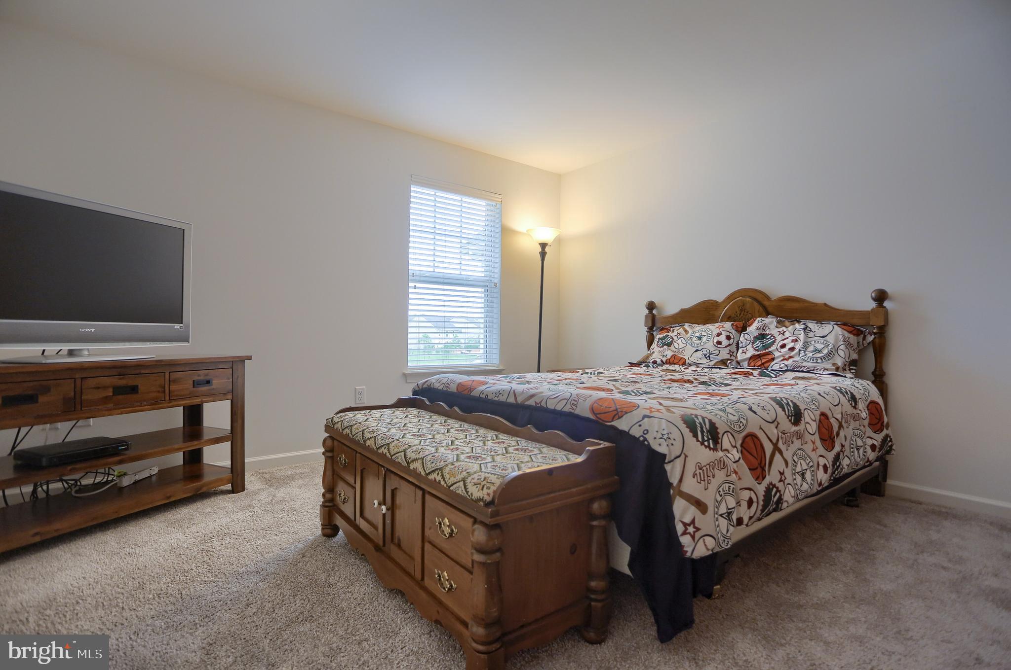 ORCHARD GLEN - Residential