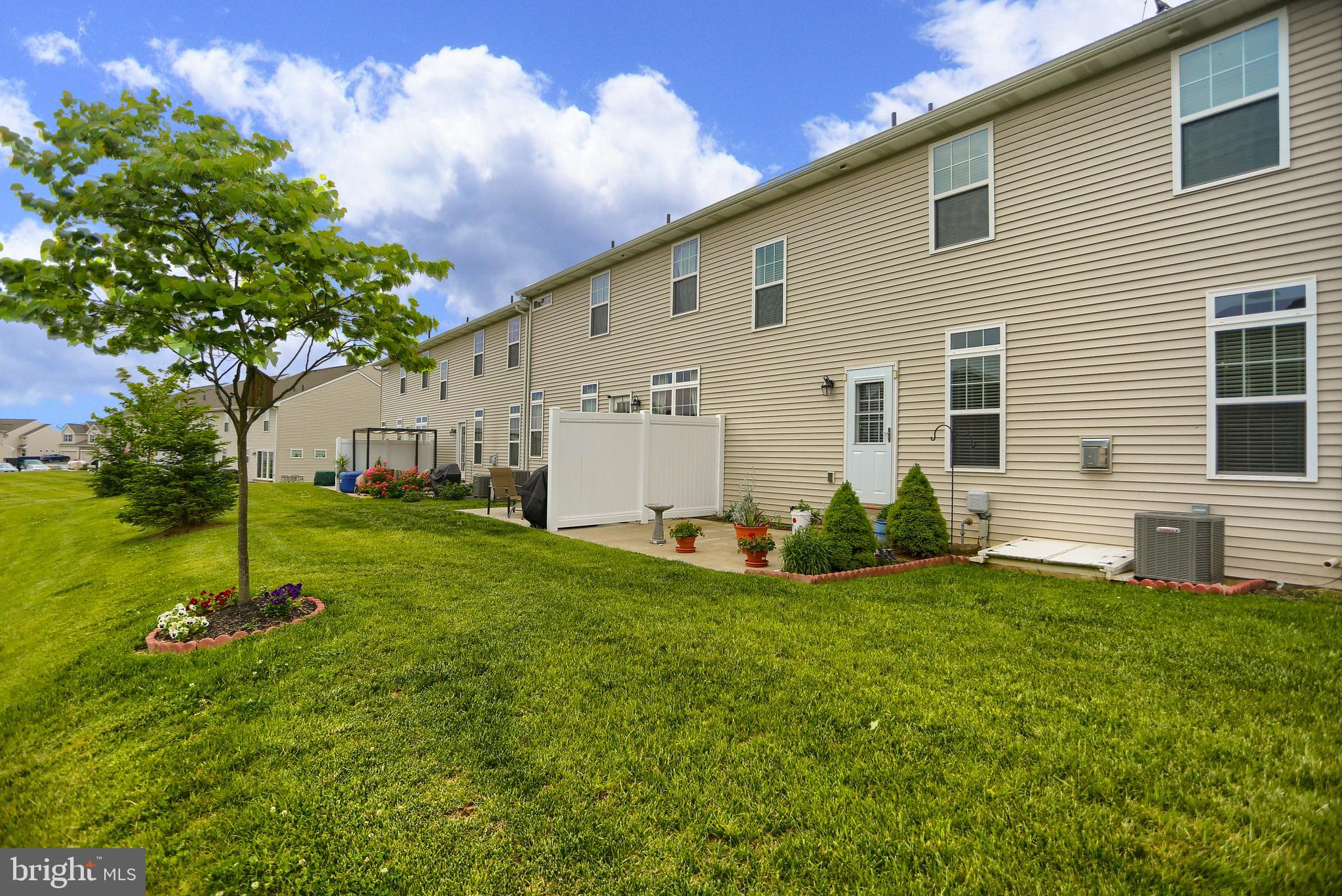 ORCHARD GLEN - Residential