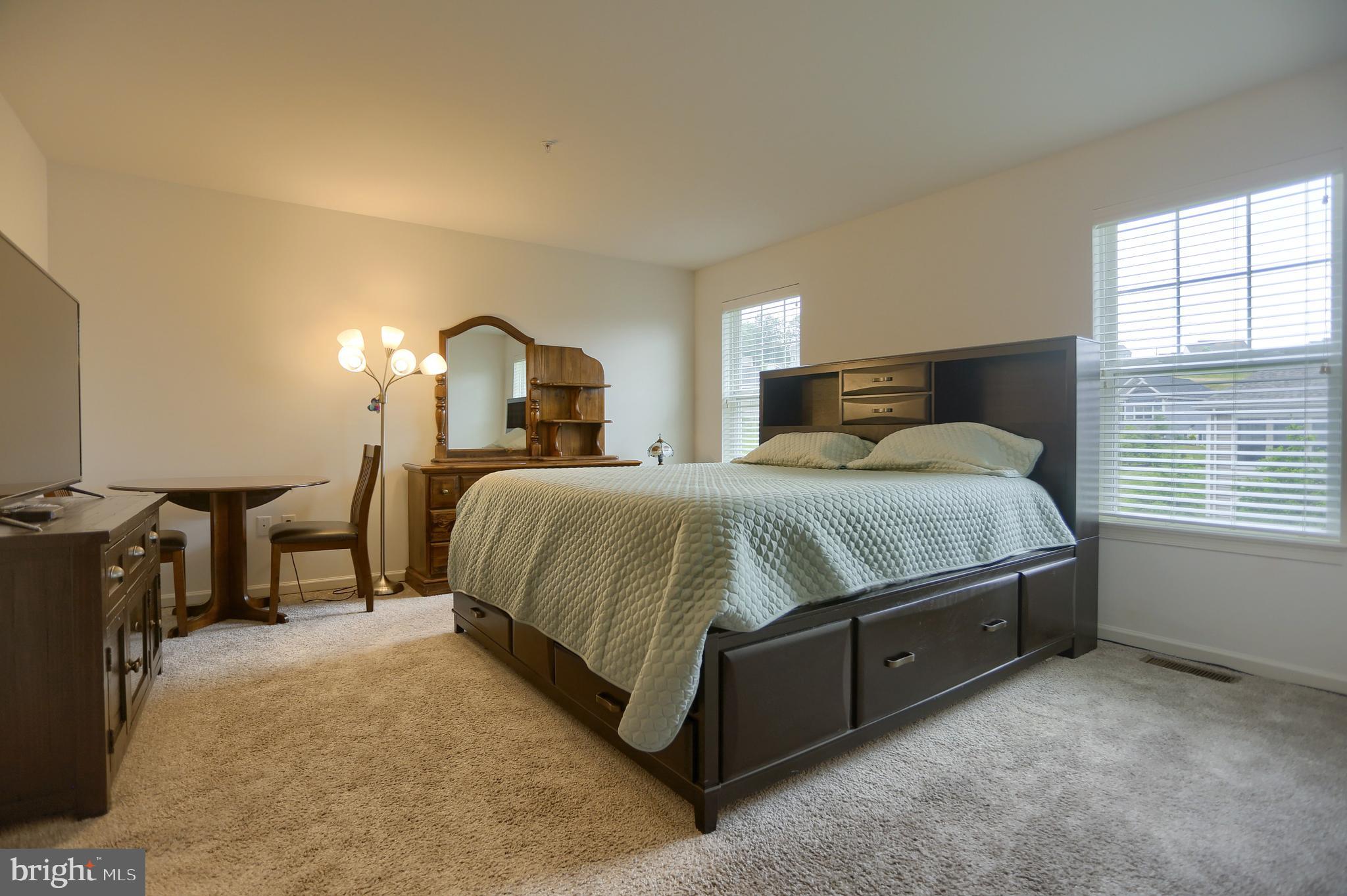 ORCHARD GLEN - Residential