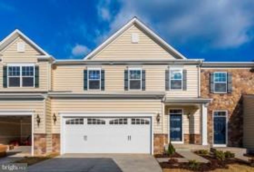 PRICE REDUCED!  The Reserve at New Windsor offers you the carefree lifestyle you always wanted.  Close to shopping, dining & entertainment. The Garrison II is one our newest plans offering a main living area which is open & well thought out, 3 spacious bedrooms upstairs, 2 full baths & a loft.This amazing home also has a walk out basement, granite counter tops,  hardwood floors and more.