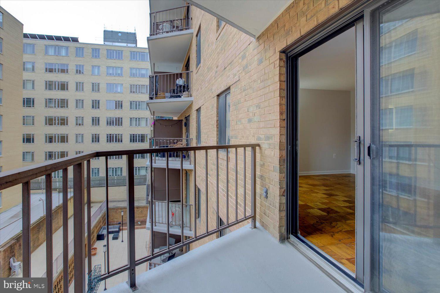 DUPONT CIRCLE - Residential