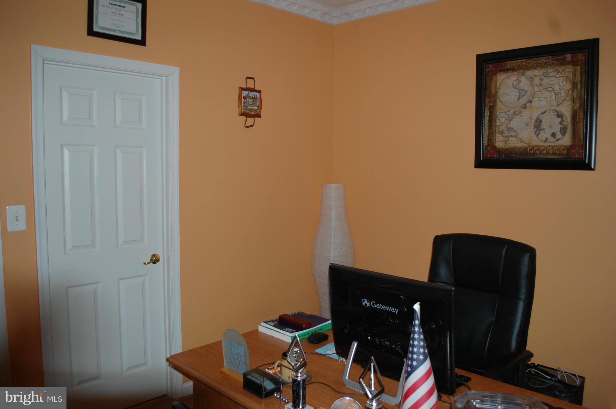 POTOMAC COVE - Residential Lease