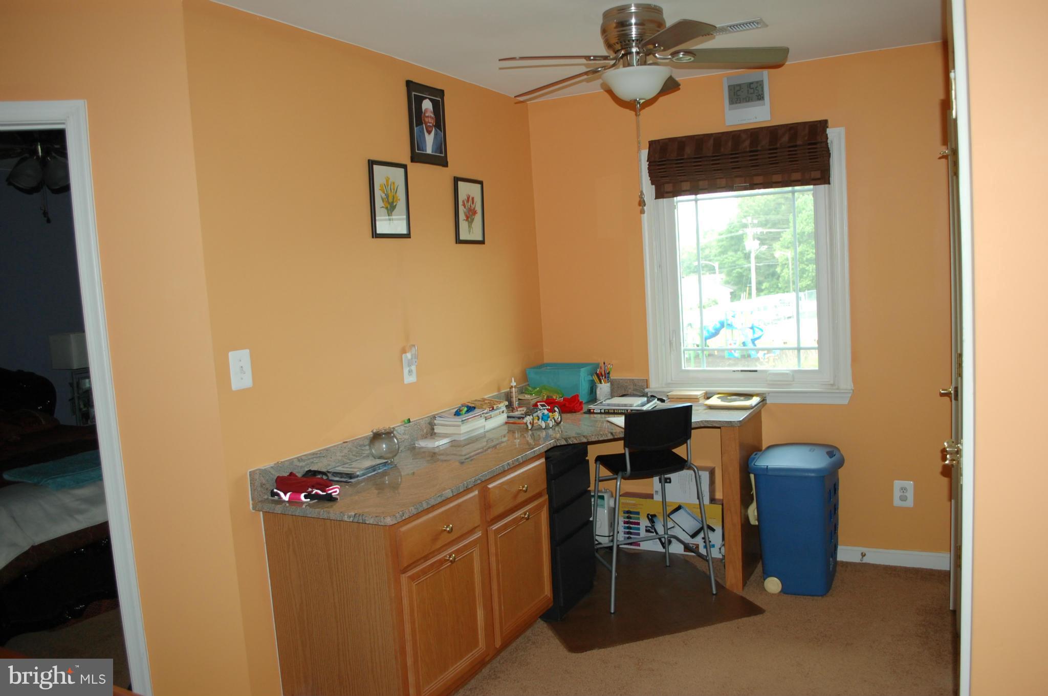 POTOMAC COVE - Residential Lease