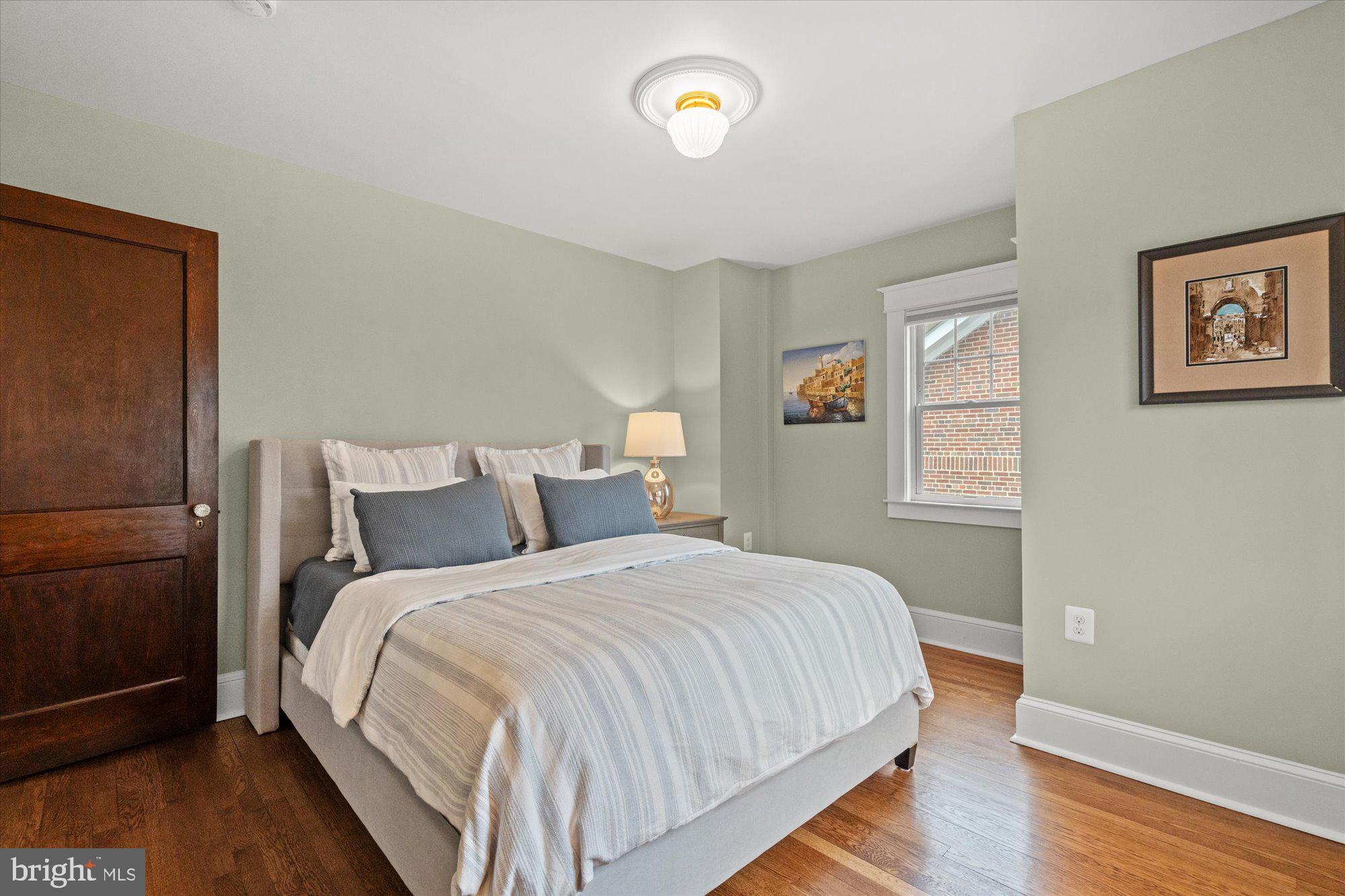 ROSEMONT - Residential