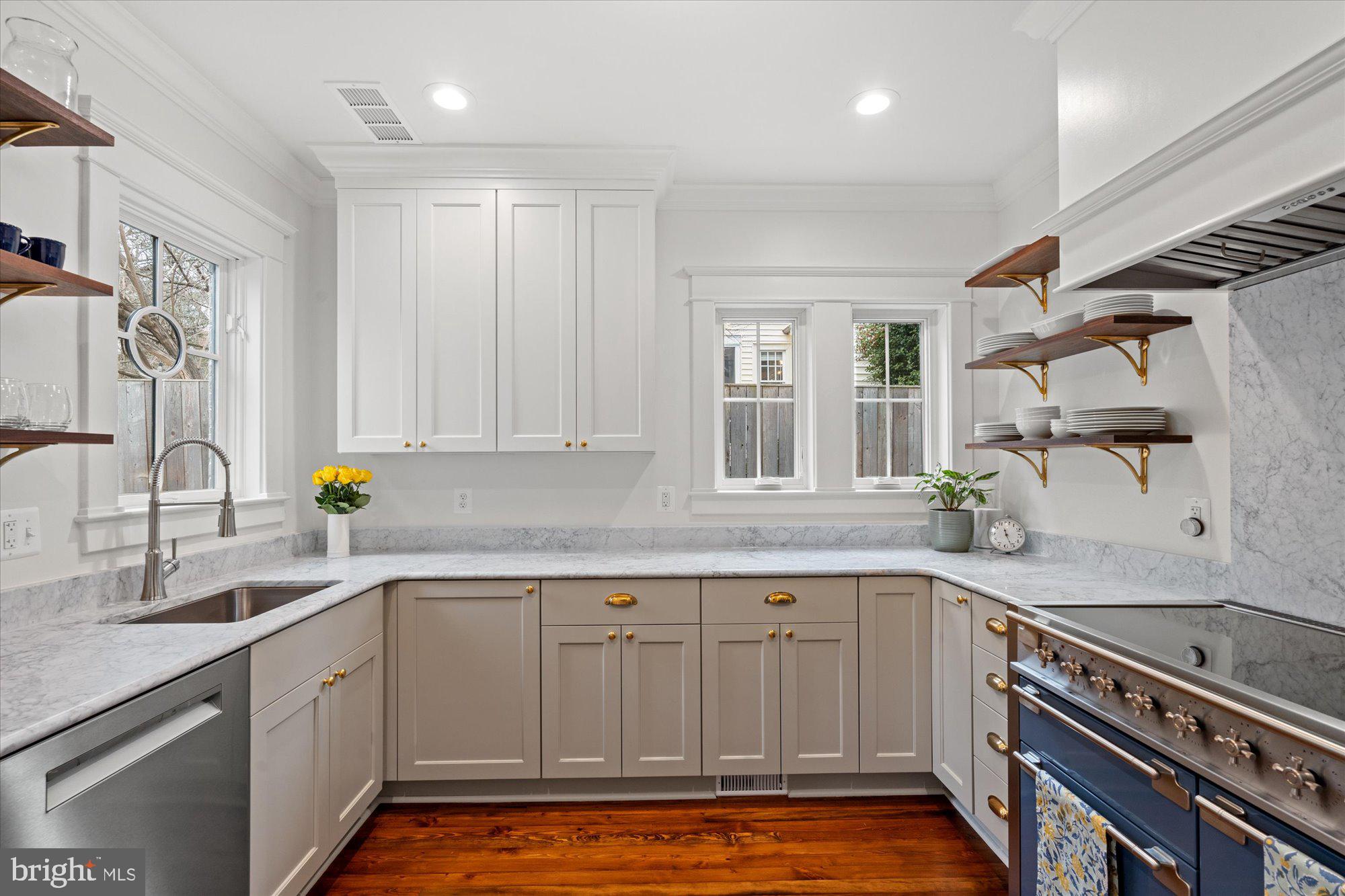 ROSEMONT - Residential