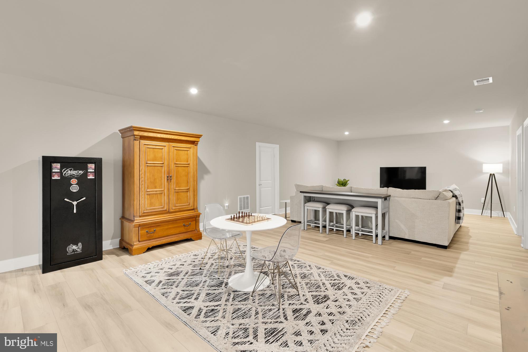 WOODBORNE PRESERVE - Residential