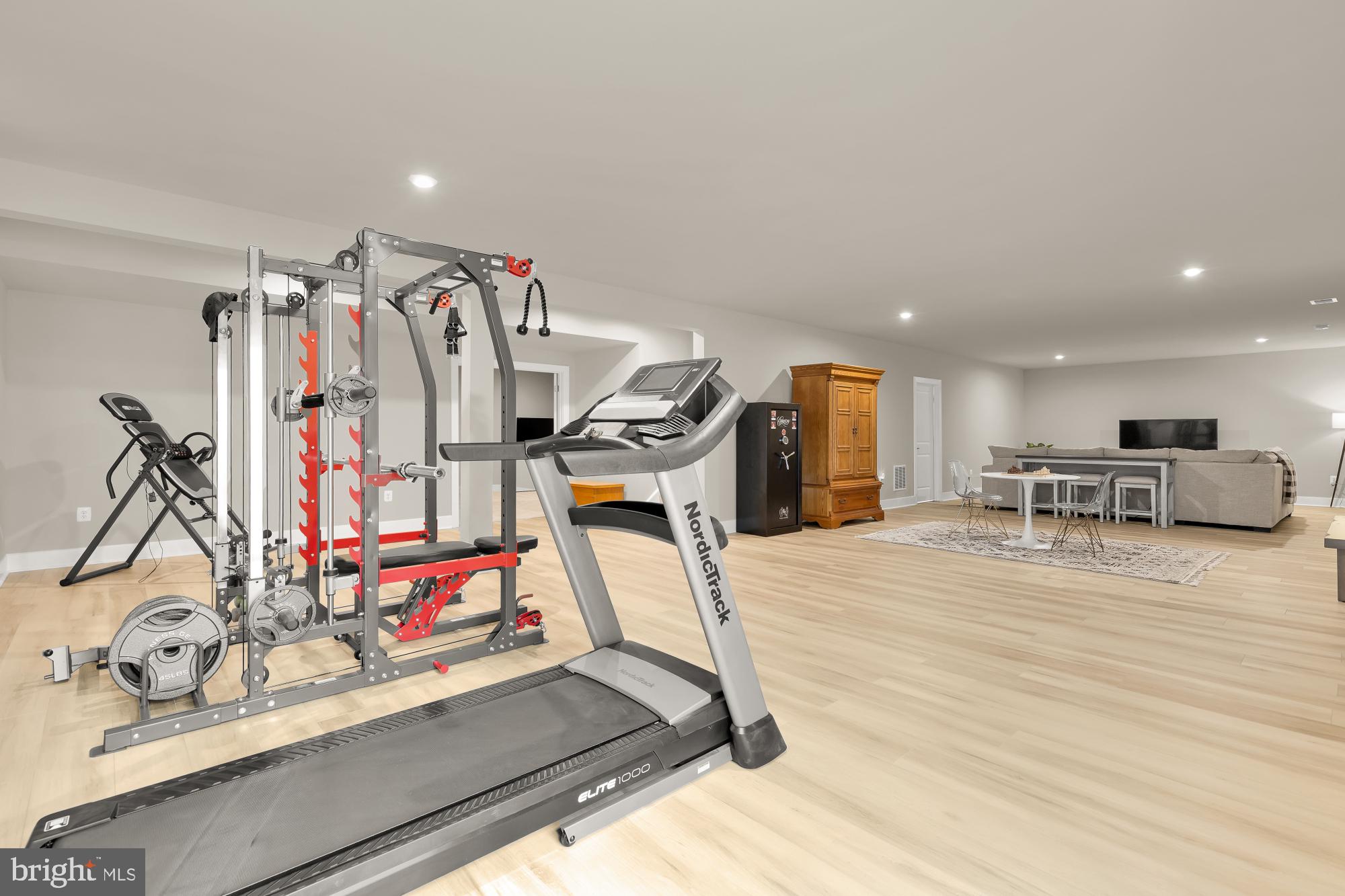 WOODBORNE PRESERVE - Residential