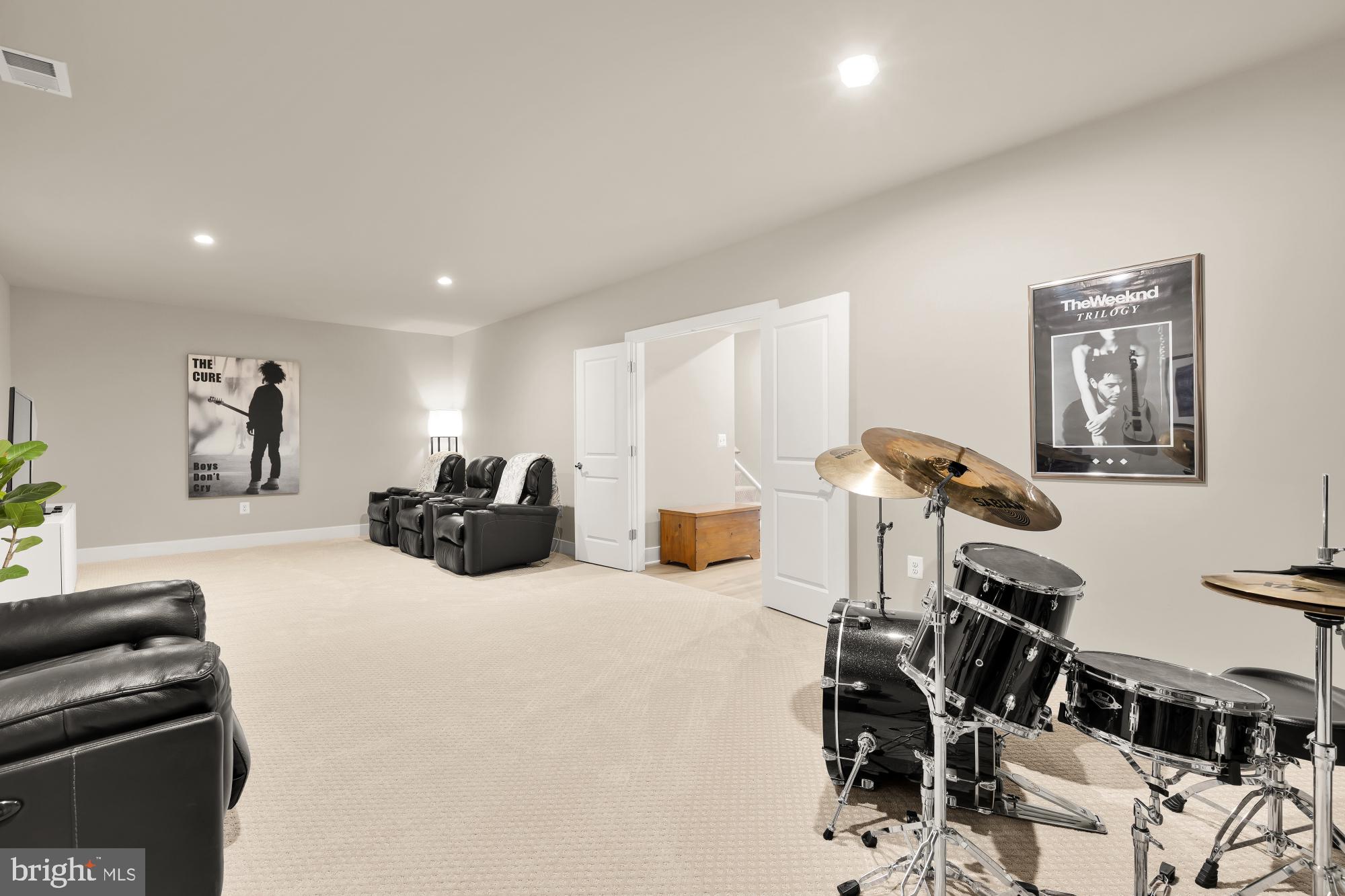 WOODBORNE PRESERVE - Residential