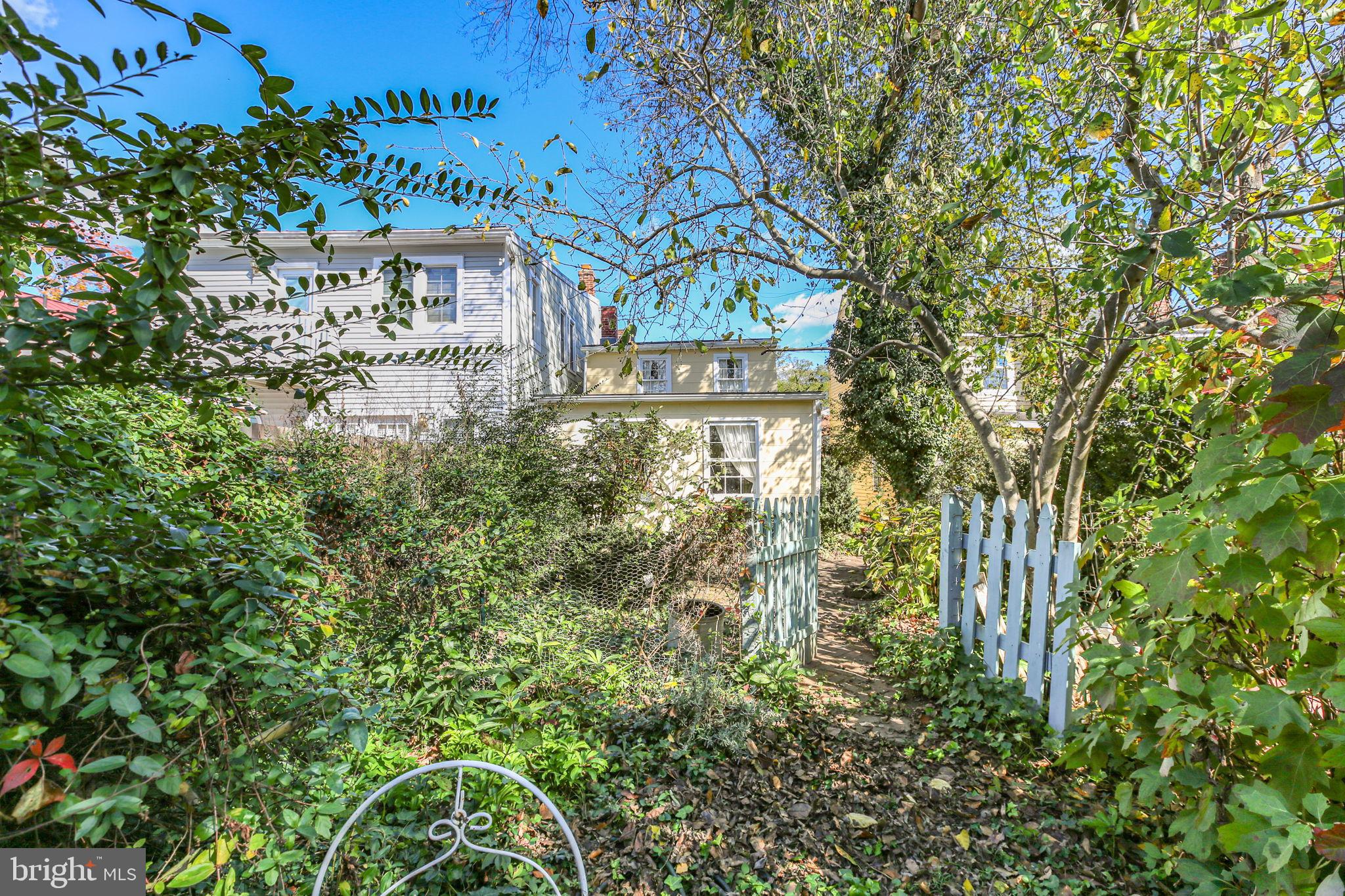 DOWNTOWN FREDERICKSBURG - Residential