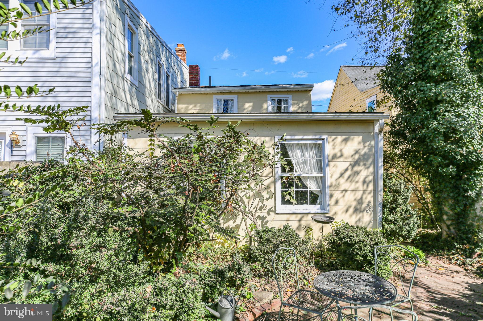 DOWNTOWN FREDERICKSBURG - Residential