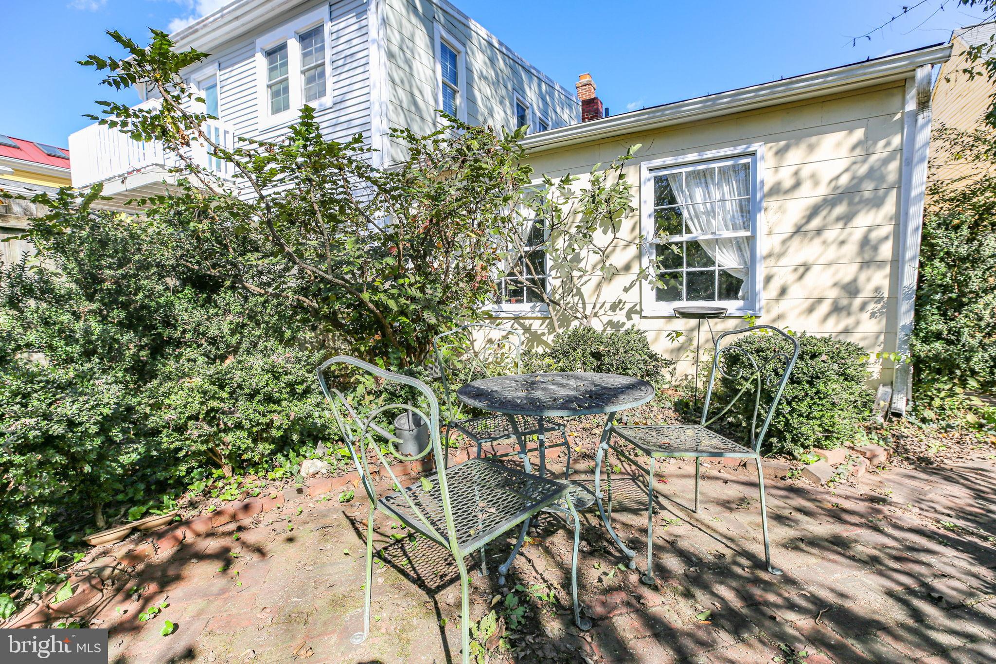 DOWNTOWN FREDERICKSBURG - Residential