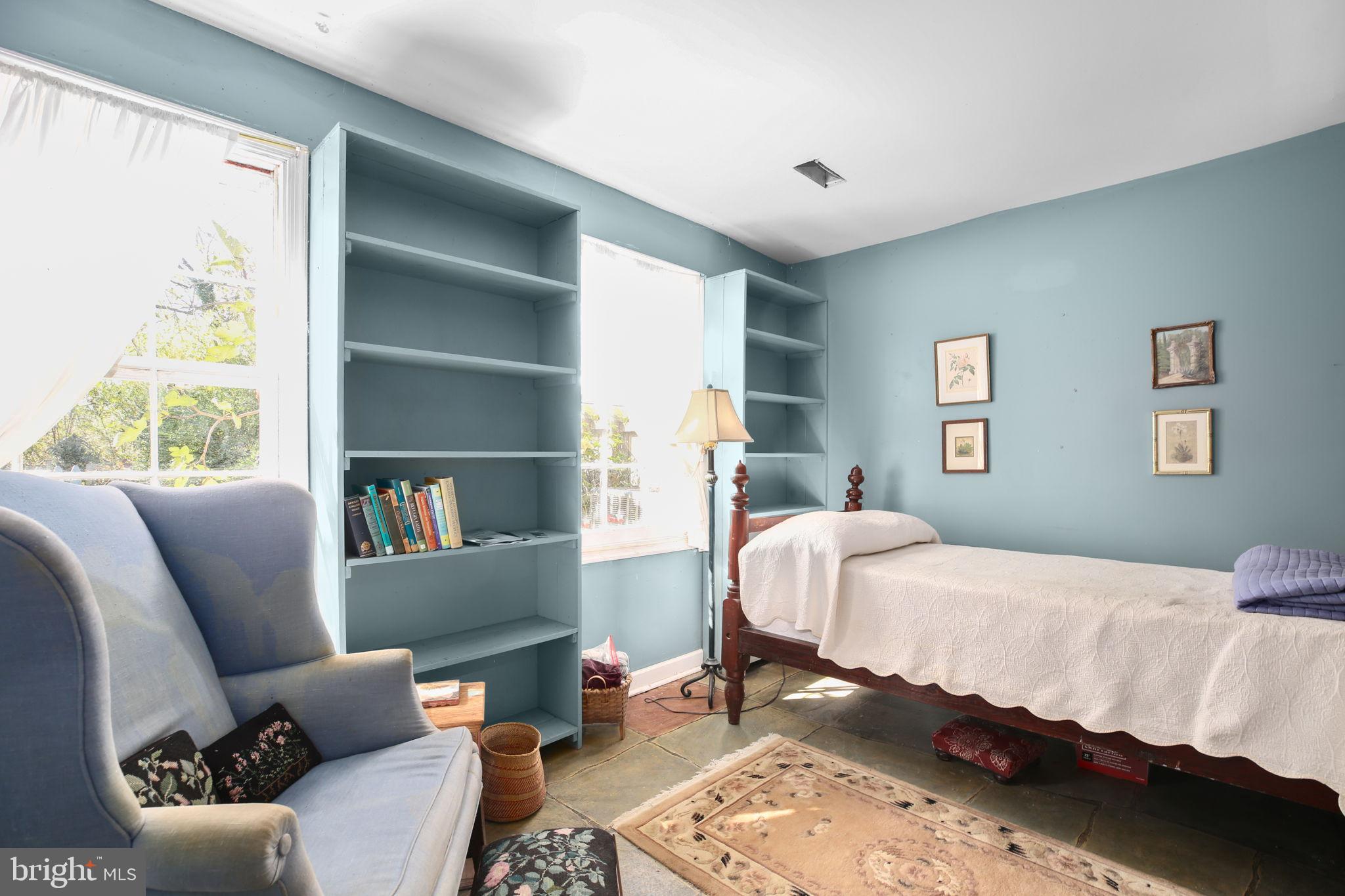 DOWNTOWN FREDERICKSBURG - Residential