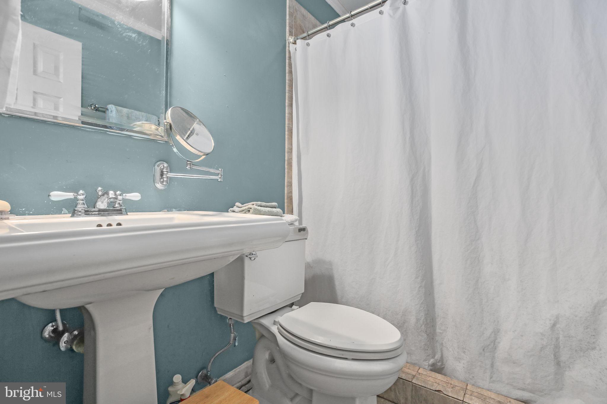 DOWNTOWN FREDERICKSBURG - Residential