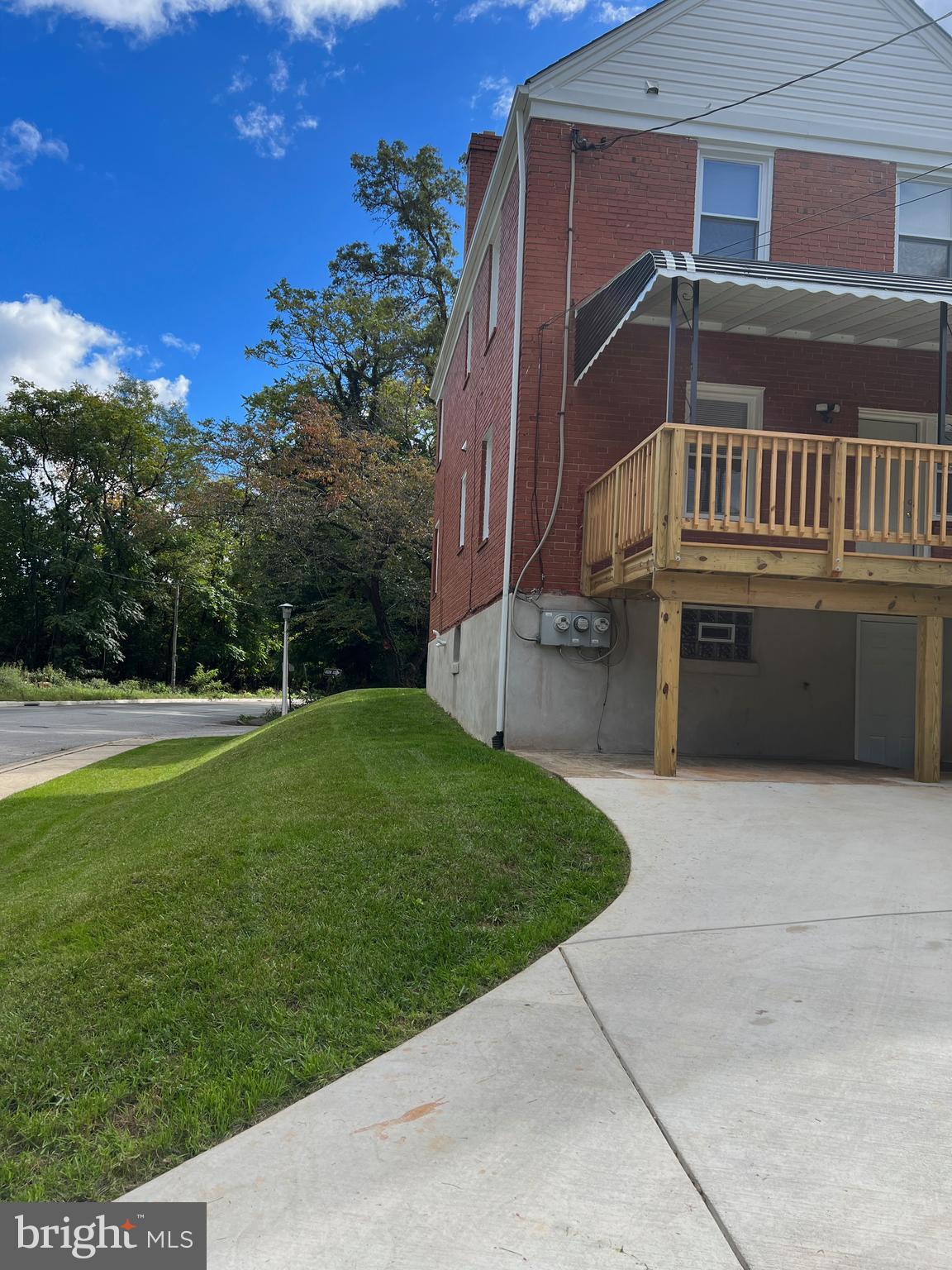 EAST ARLINGTON - Residential Lease