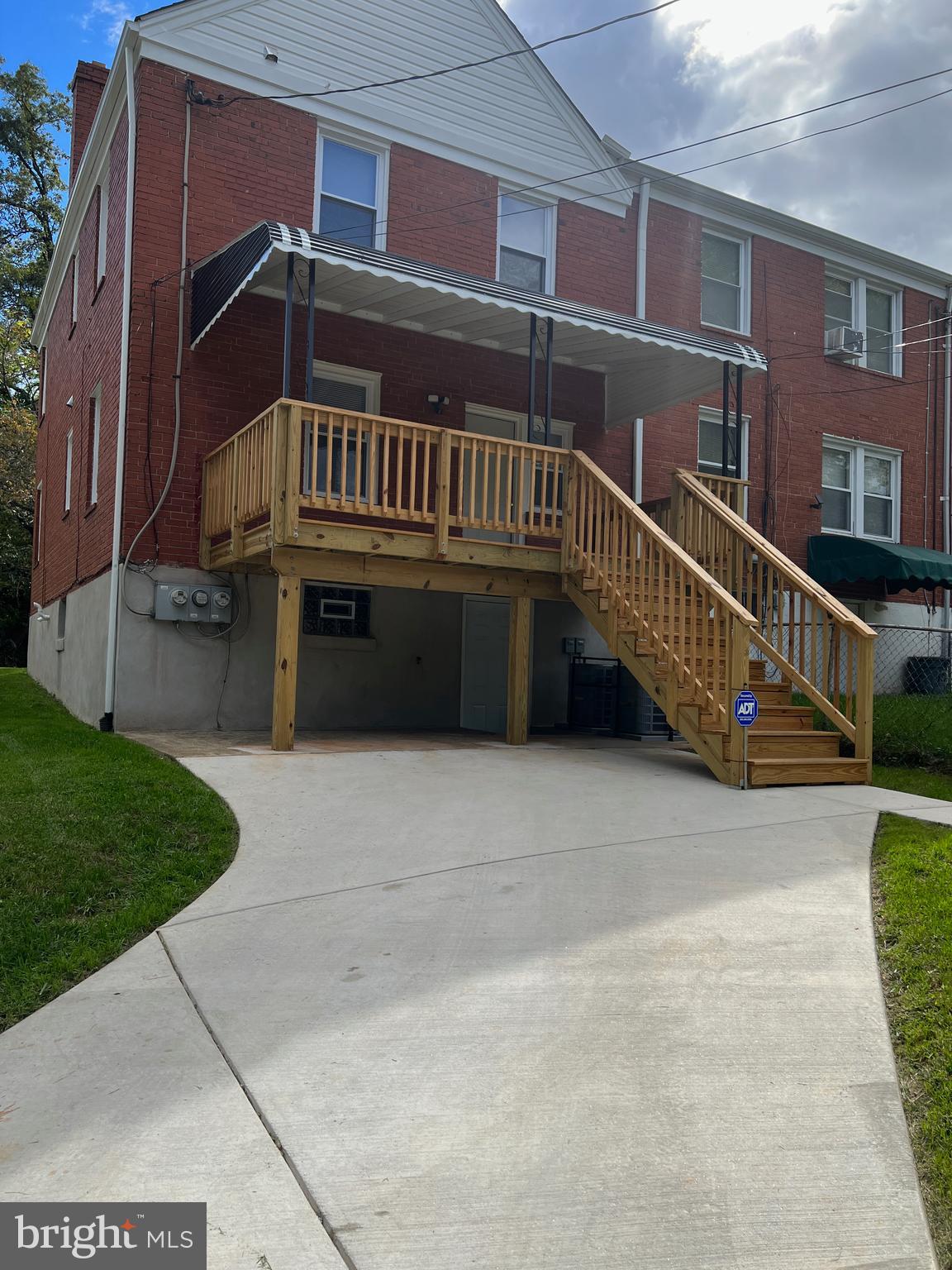 EAST ARLINGTON - Residential Lease