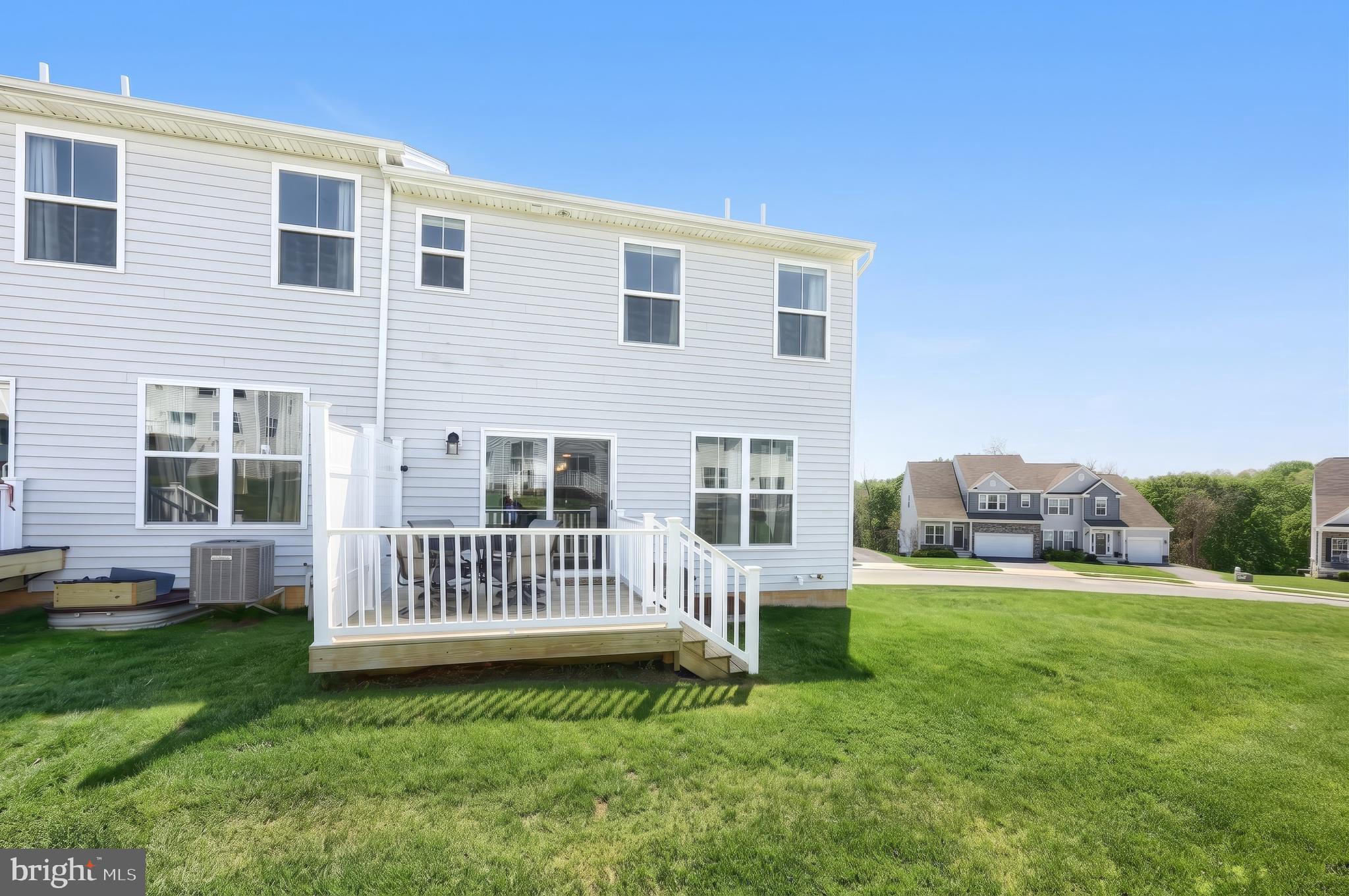 BRIDGEVIEW - Residential