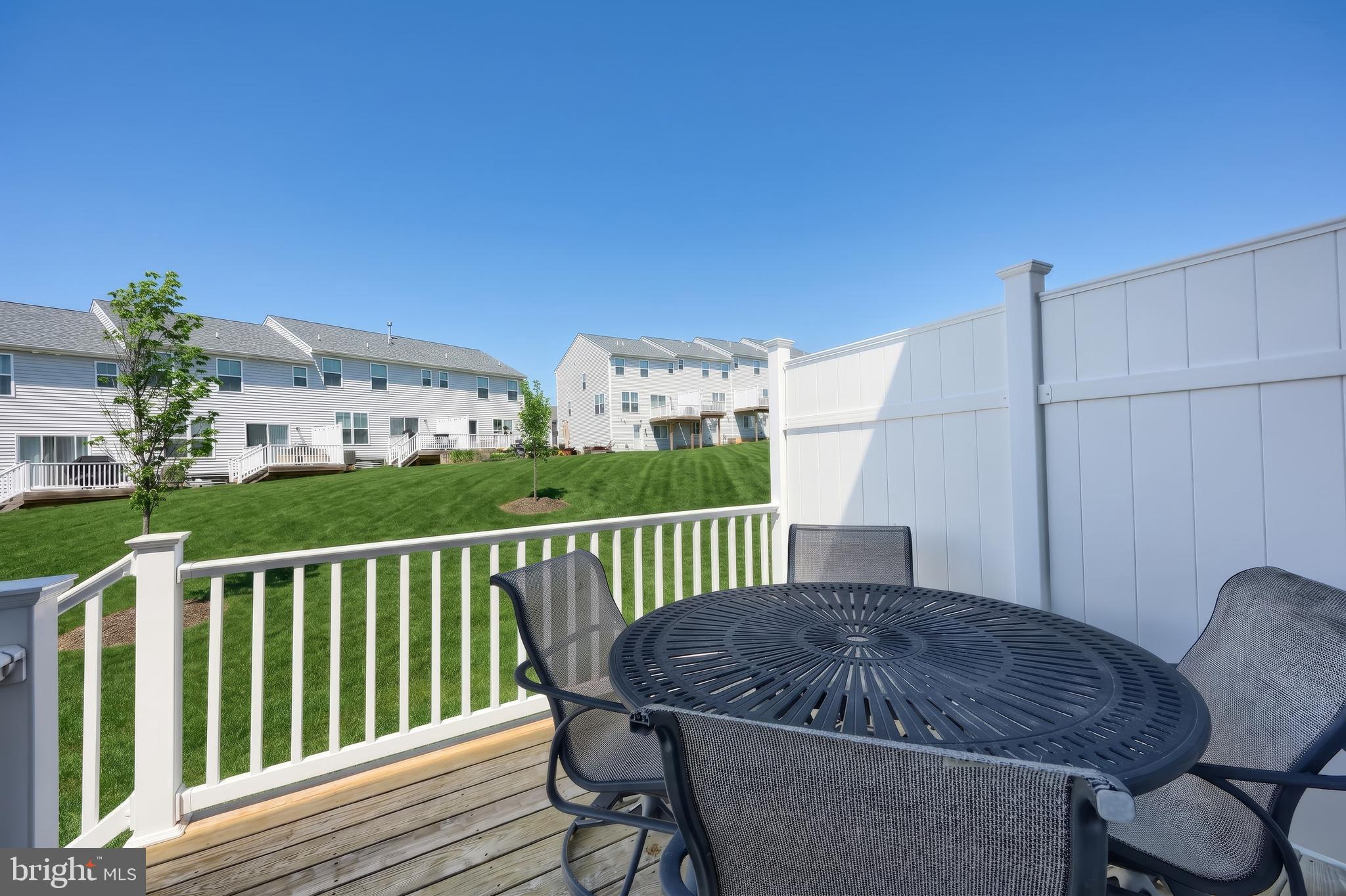 BRIDGEVIEW - Residential