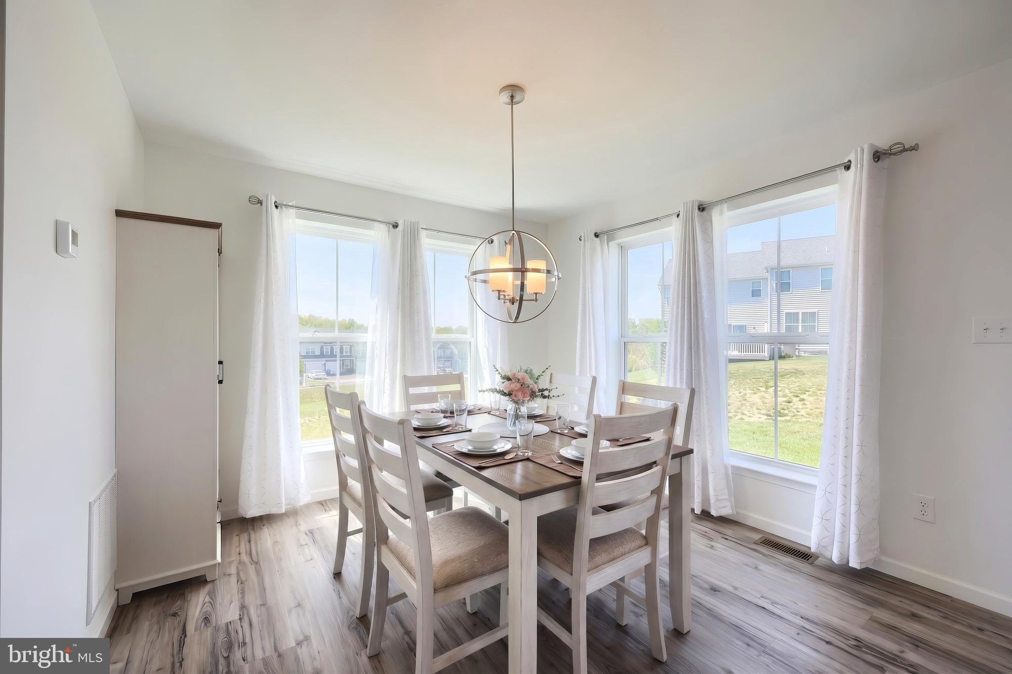 BRIDGEVIEW - Residential