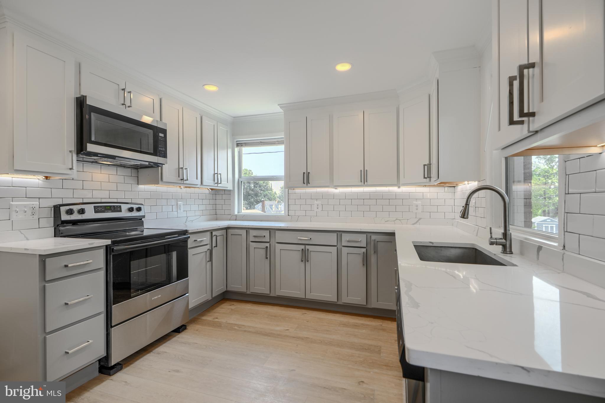 PARKVILLE - Residential