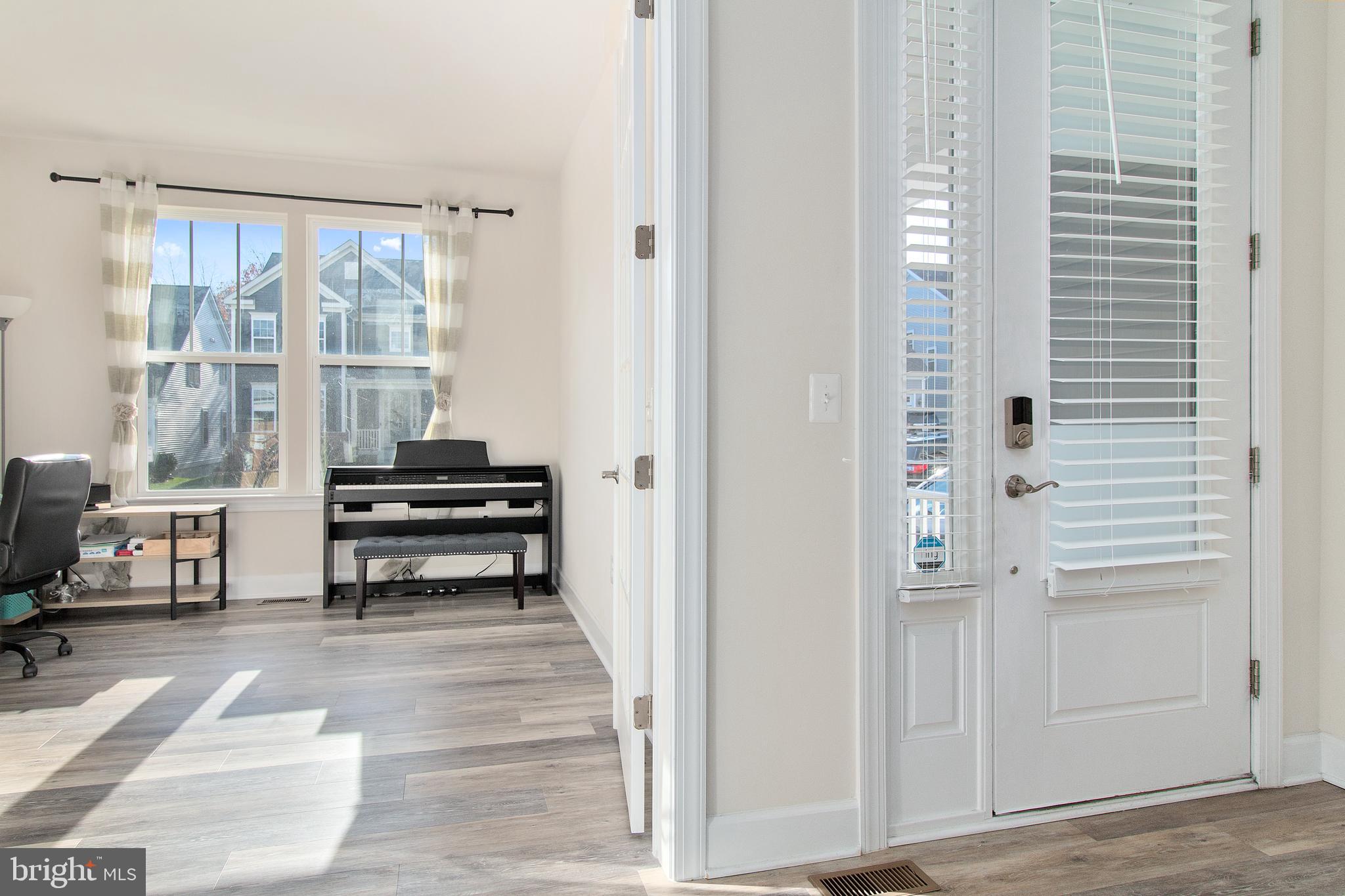 EMBREY MILL - Residential