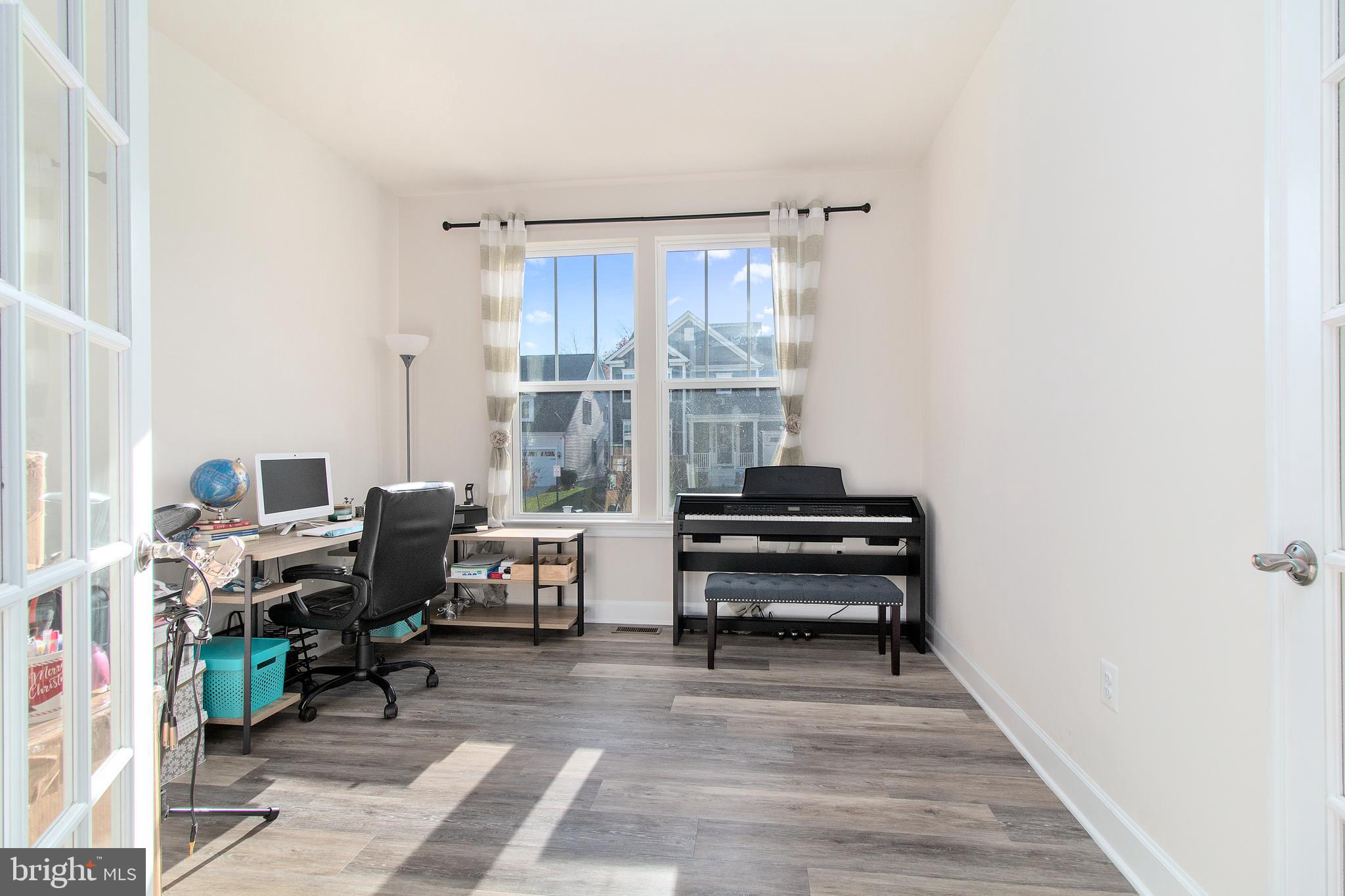 EMBREY MILL - Residential