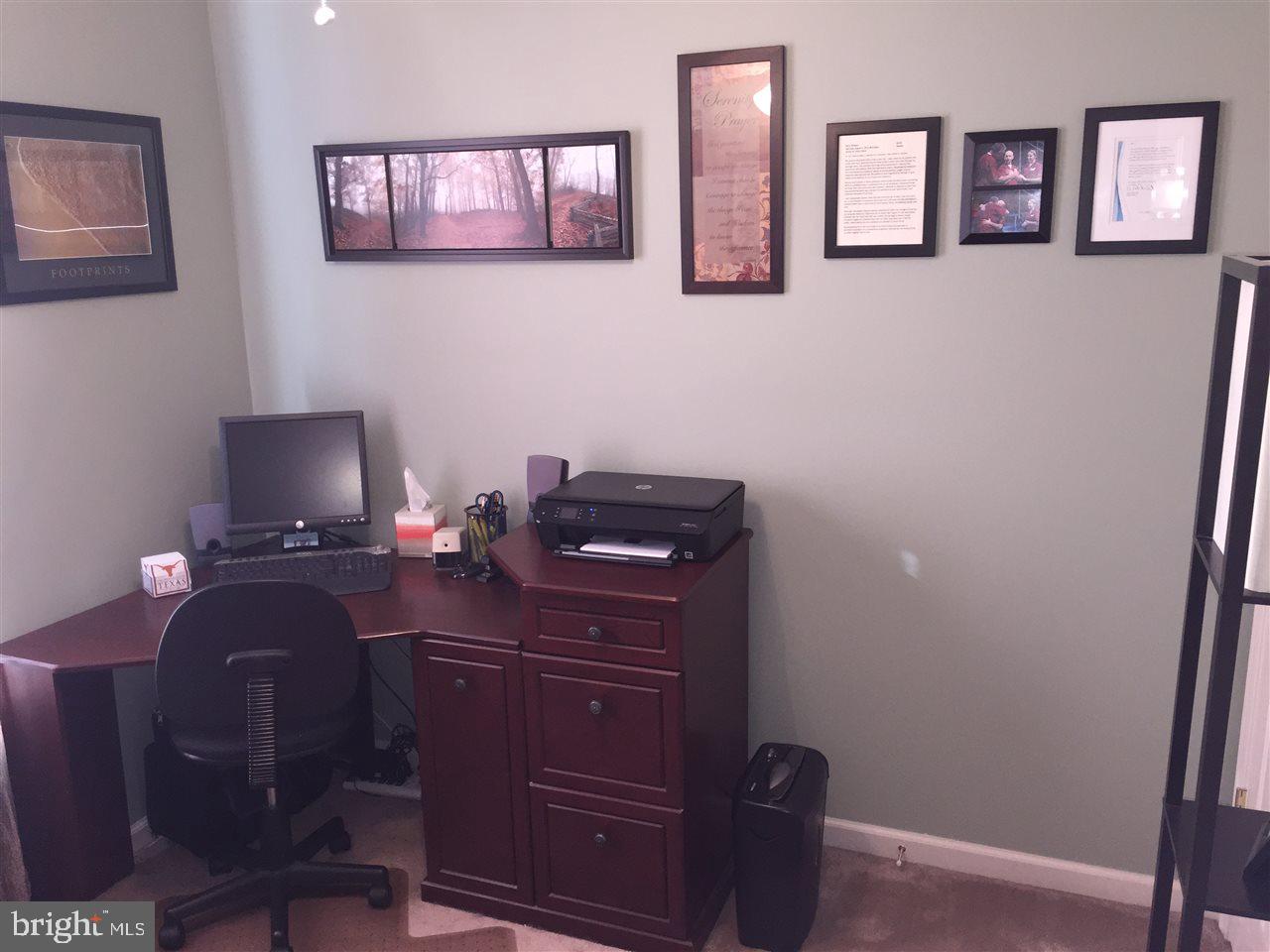 BUTTONWOOD - Residential