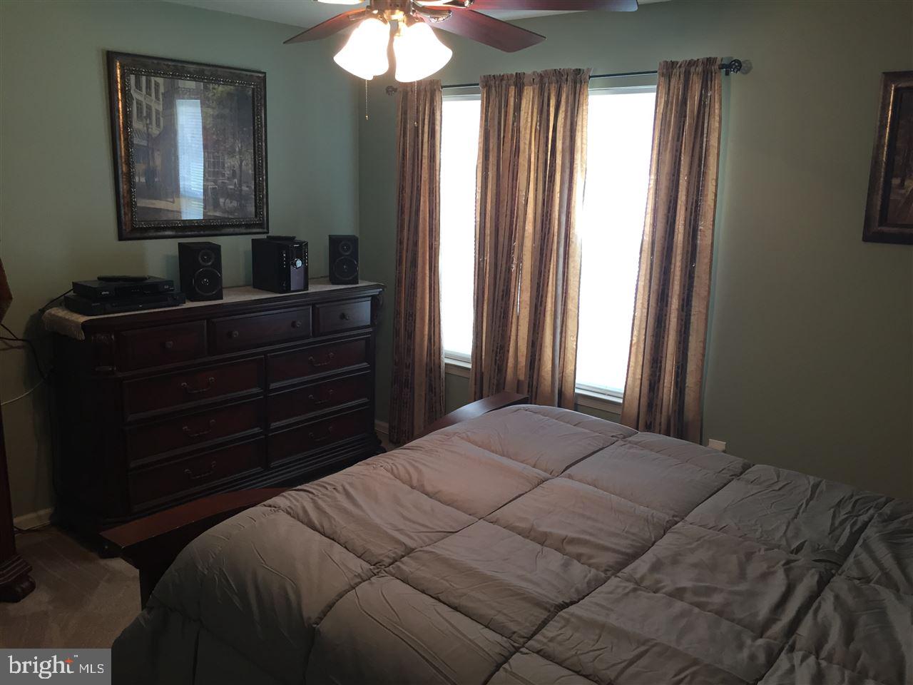 BUTTONWOOD - Residential