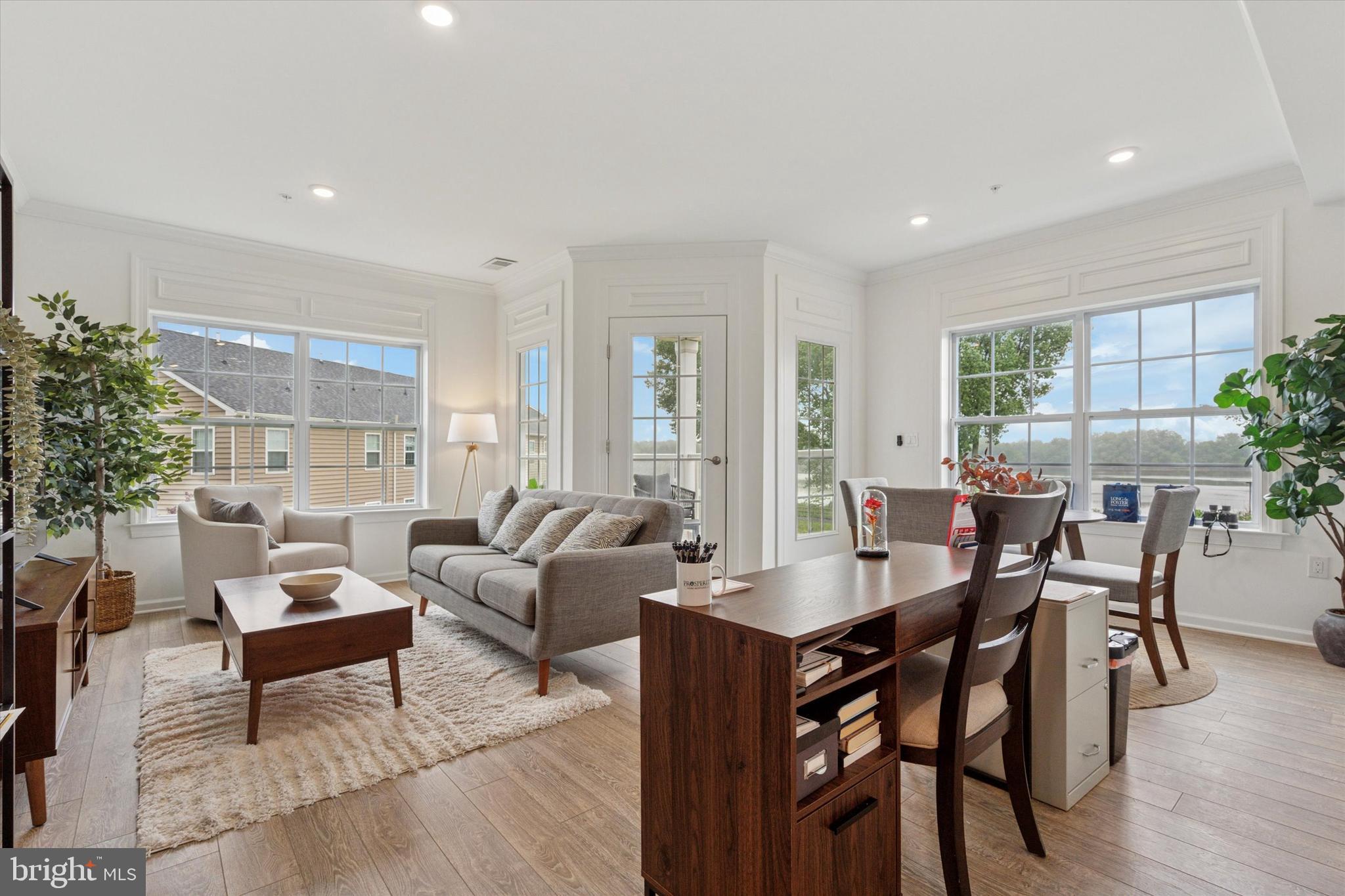 RADCLIFFE COURT - Residential