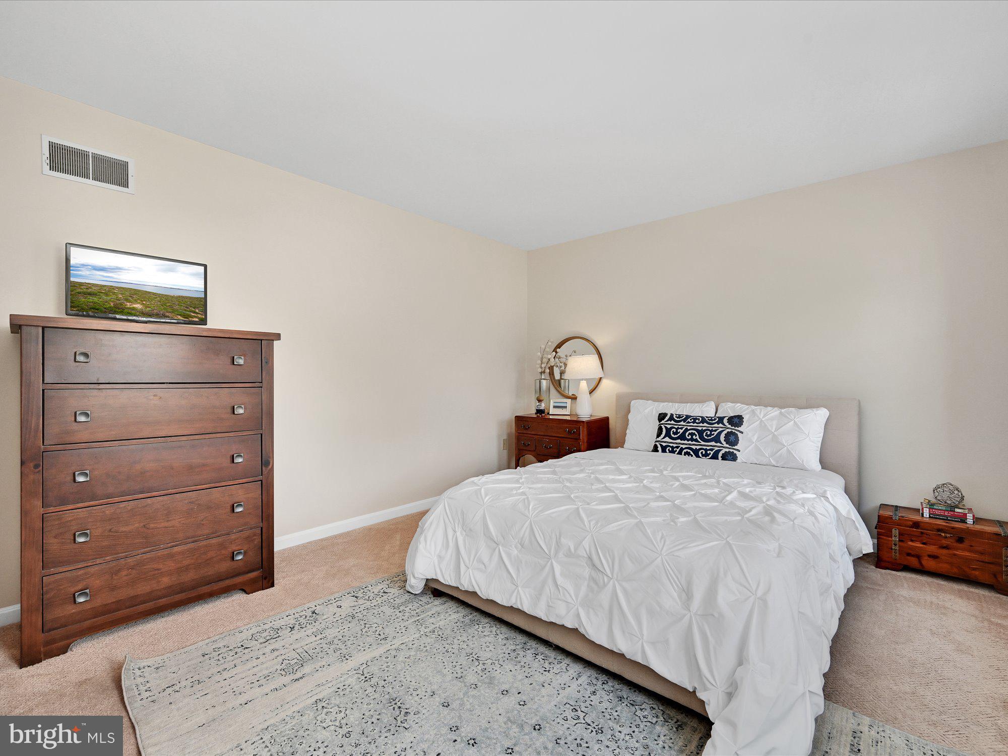 OLDE LEACOCK VILLAGE - Residential