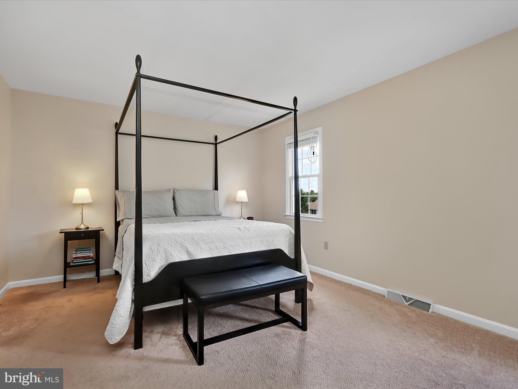 OLDE LEACOCK VILLAGE - Residential