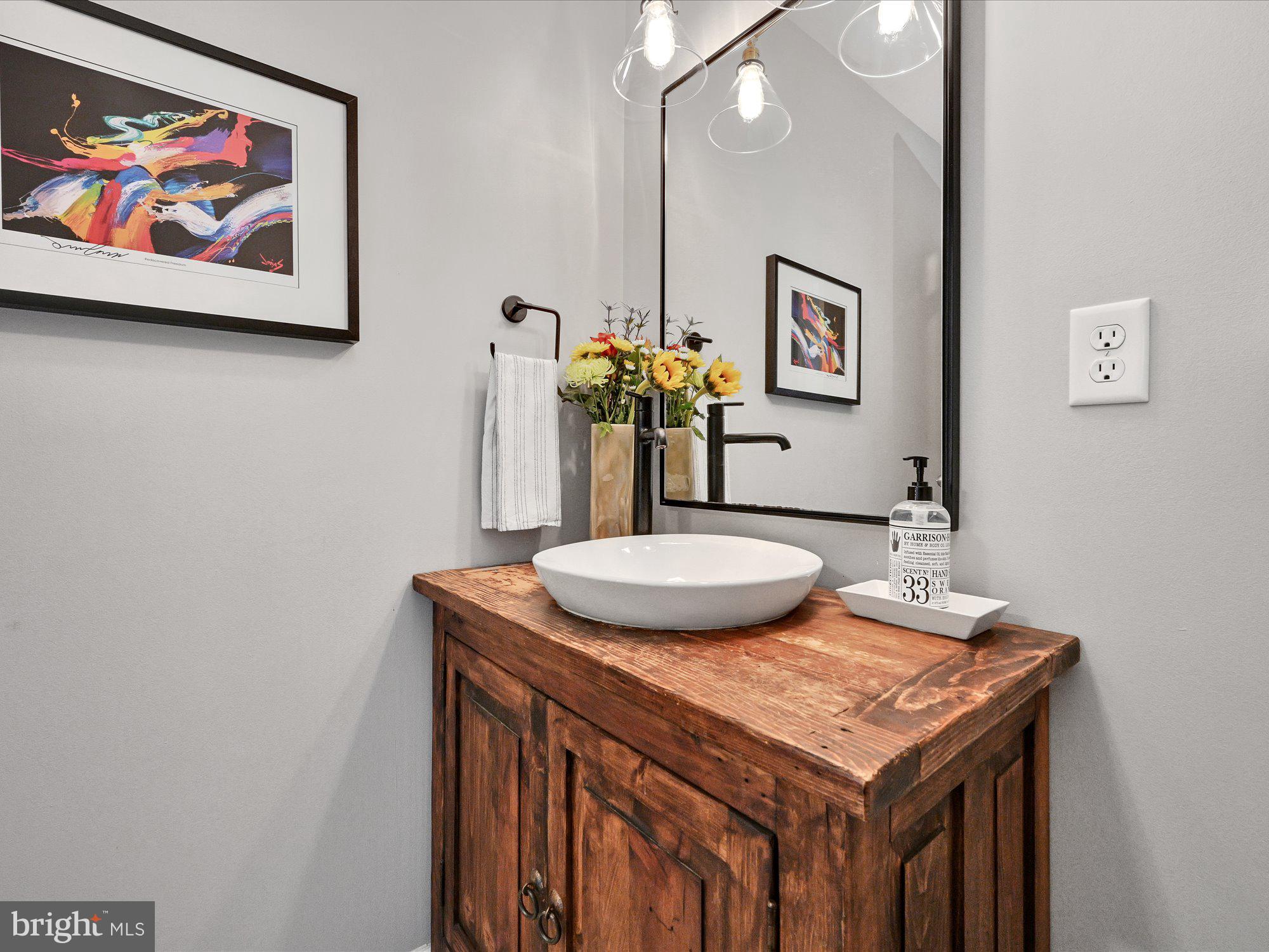 OLDE LEACOCK VILLAGE - Residential