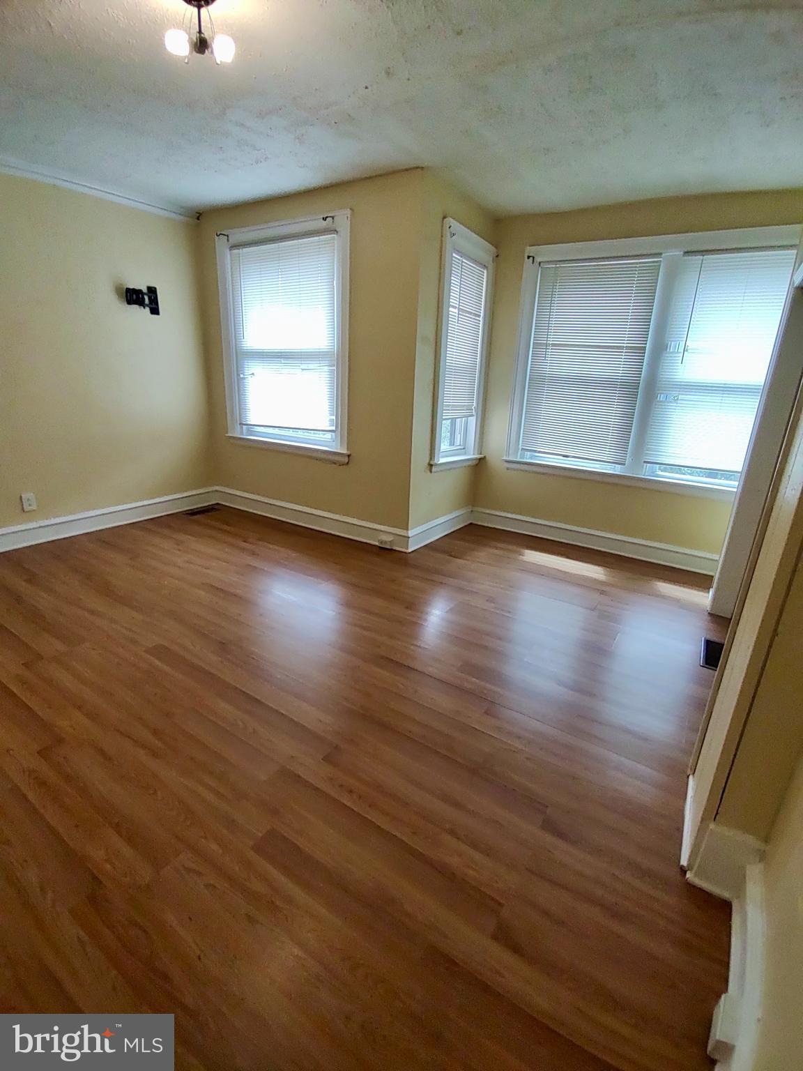 COBBS CREEK - Residential Lease