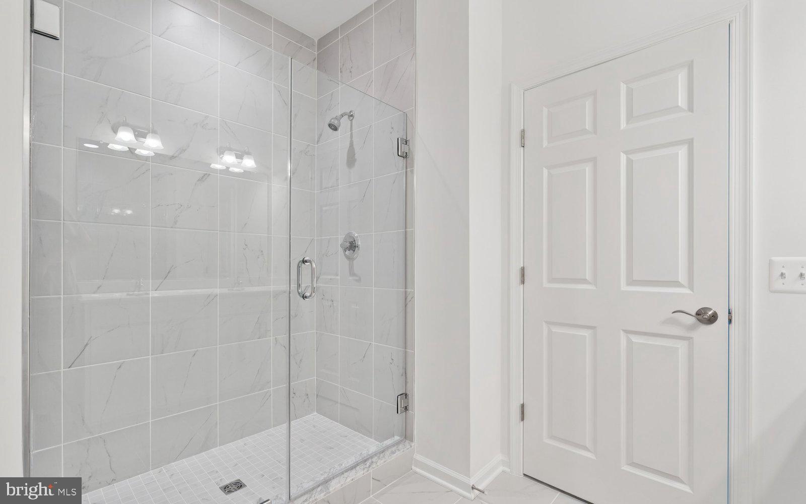 HIATT POINTE AT SNOWDEN BRIDGE - Residential