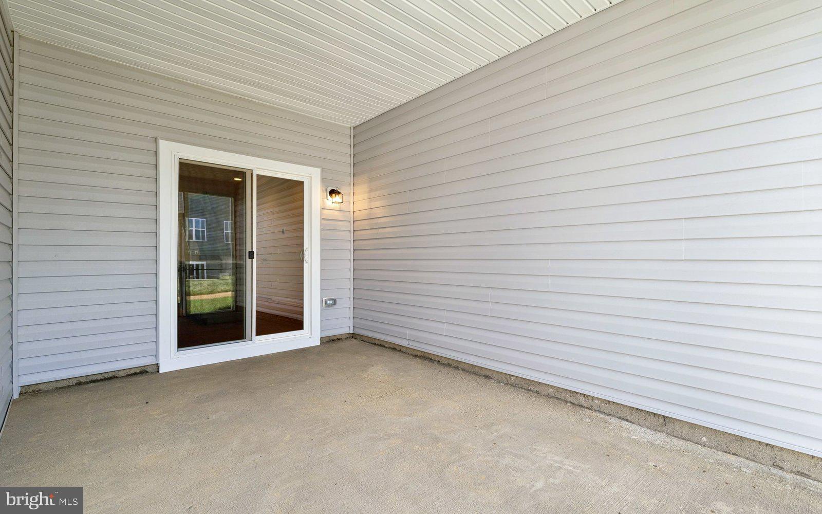 HIATT POINTE AT SNOWDEN BRIDGE - Residential