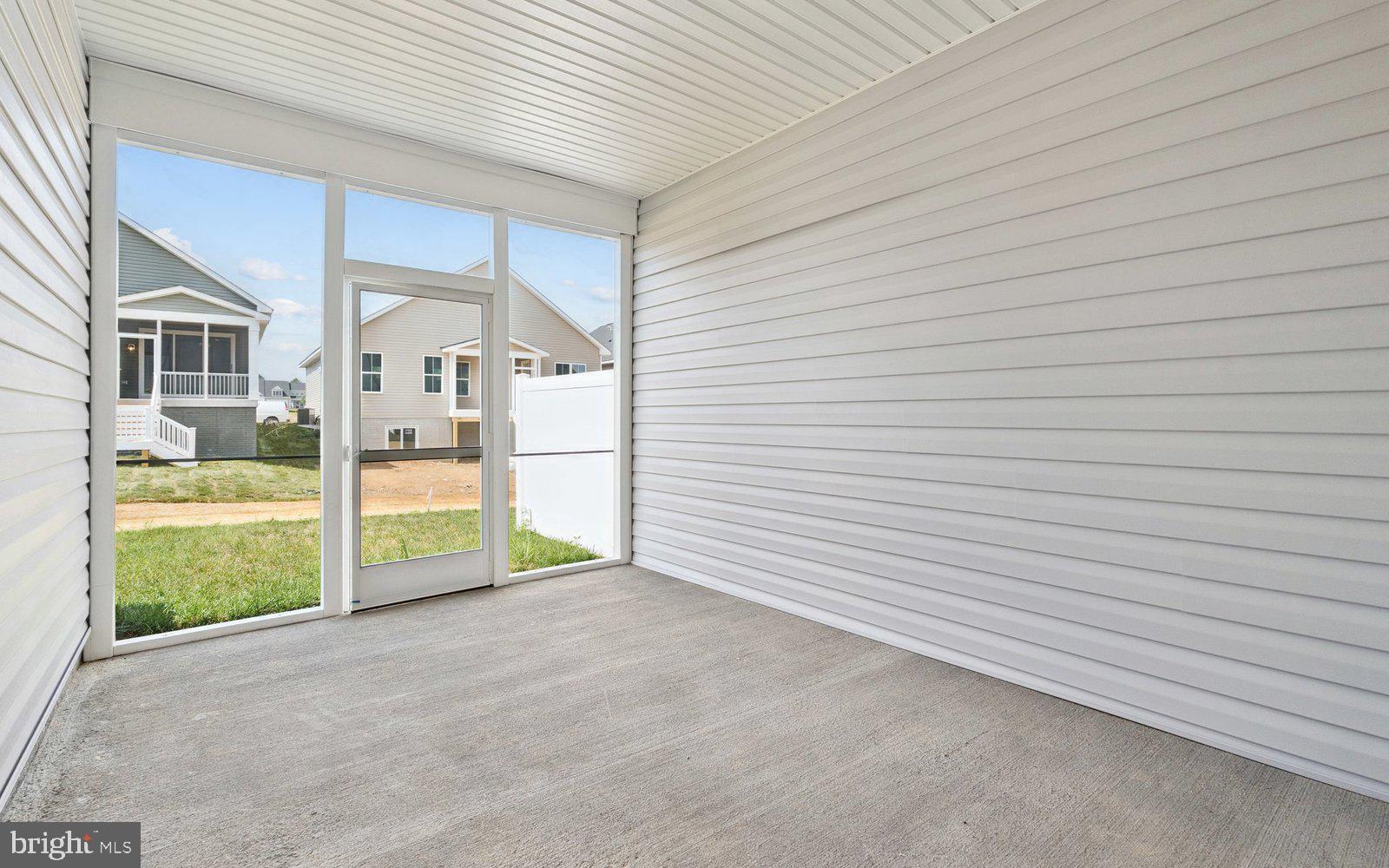 HIATT POINTE AT SNOWDEN BRIDGE - Residential