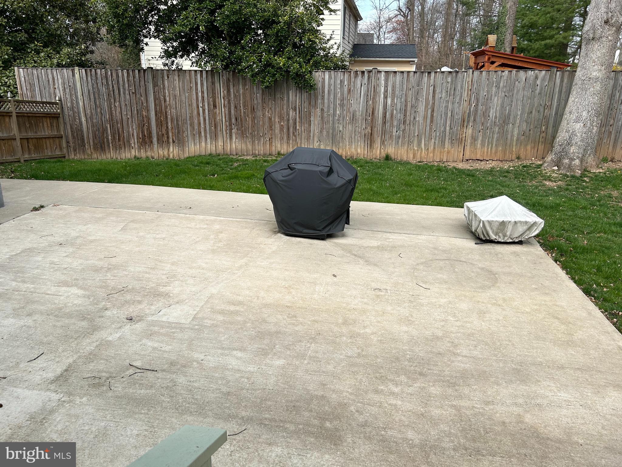 OLD MILL COMMUNITY - Residential Lease