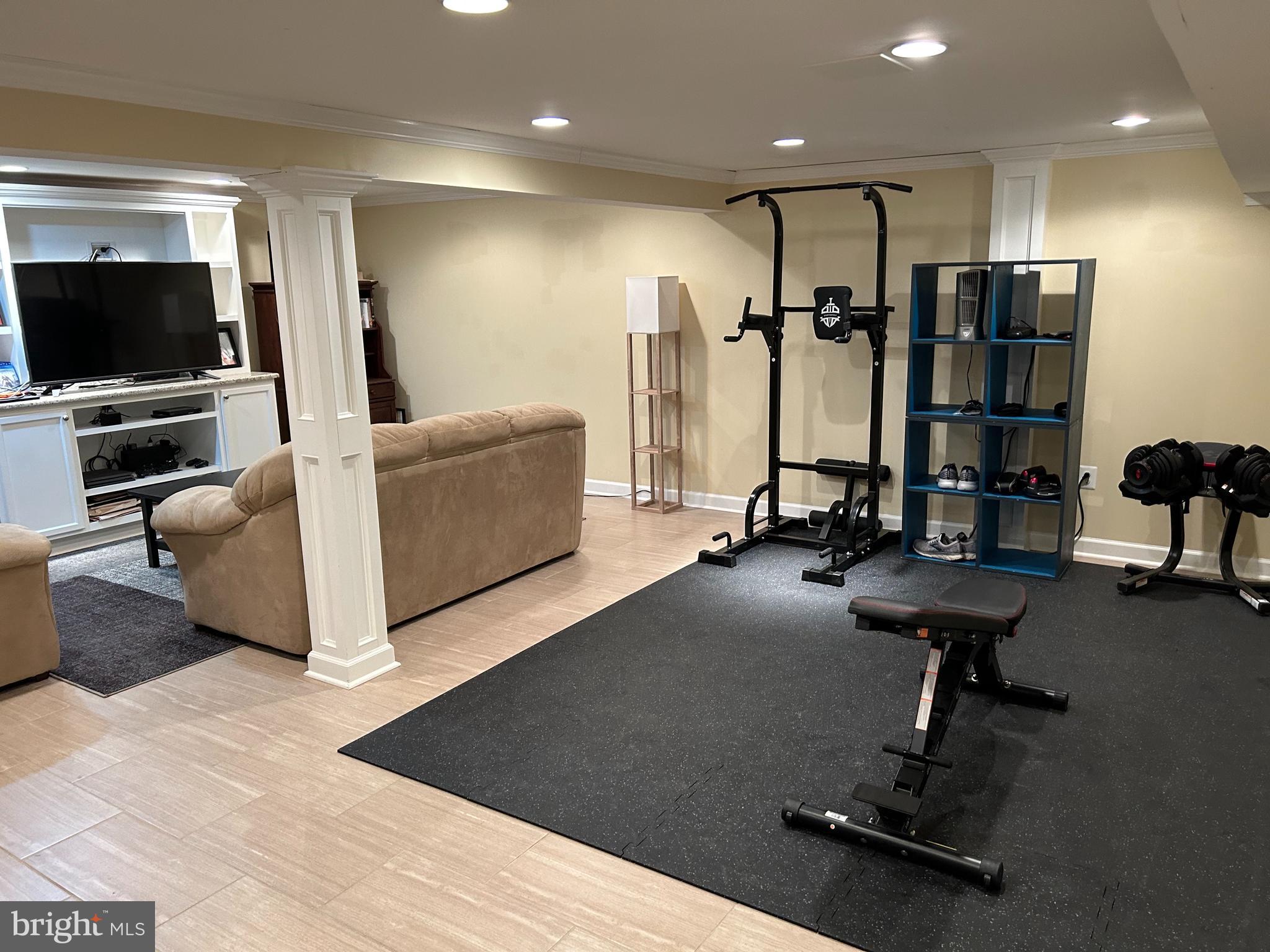 OLD MILL COMMUNITY - Residential Lease