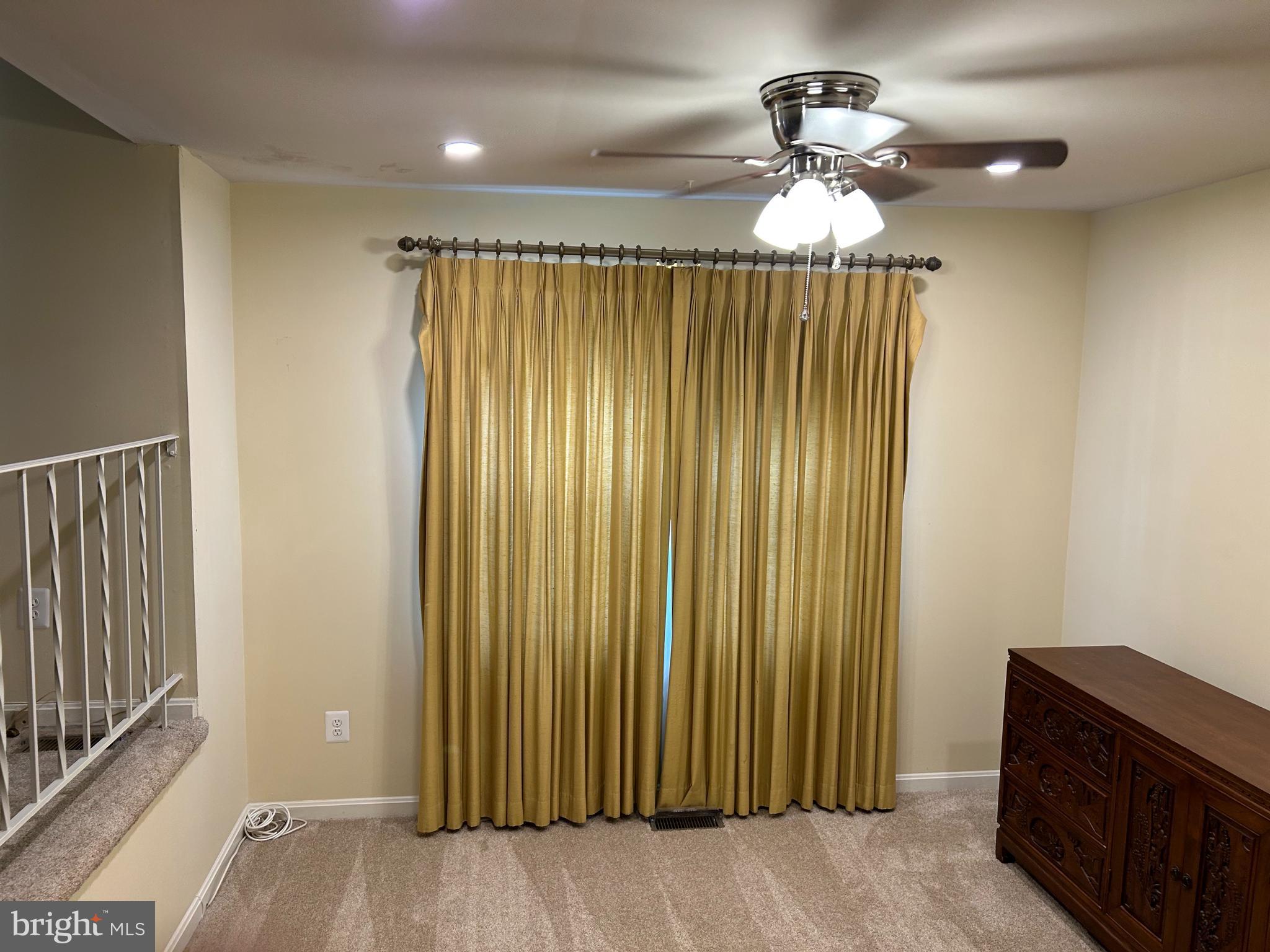 OLD MILL COMMUNITY - Residential Lease