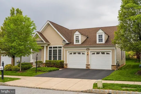 458 Peters Way, Phoenixville, PA 19460 - MLS#: PAMC2167800