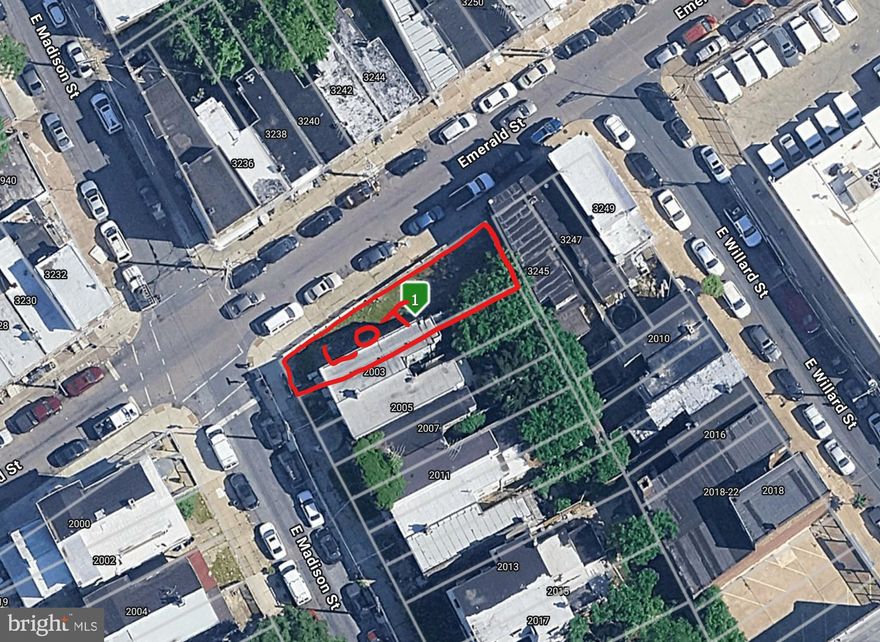 Development opportunity in the Port Richmond area.  Lot is huge at 15 x 96.