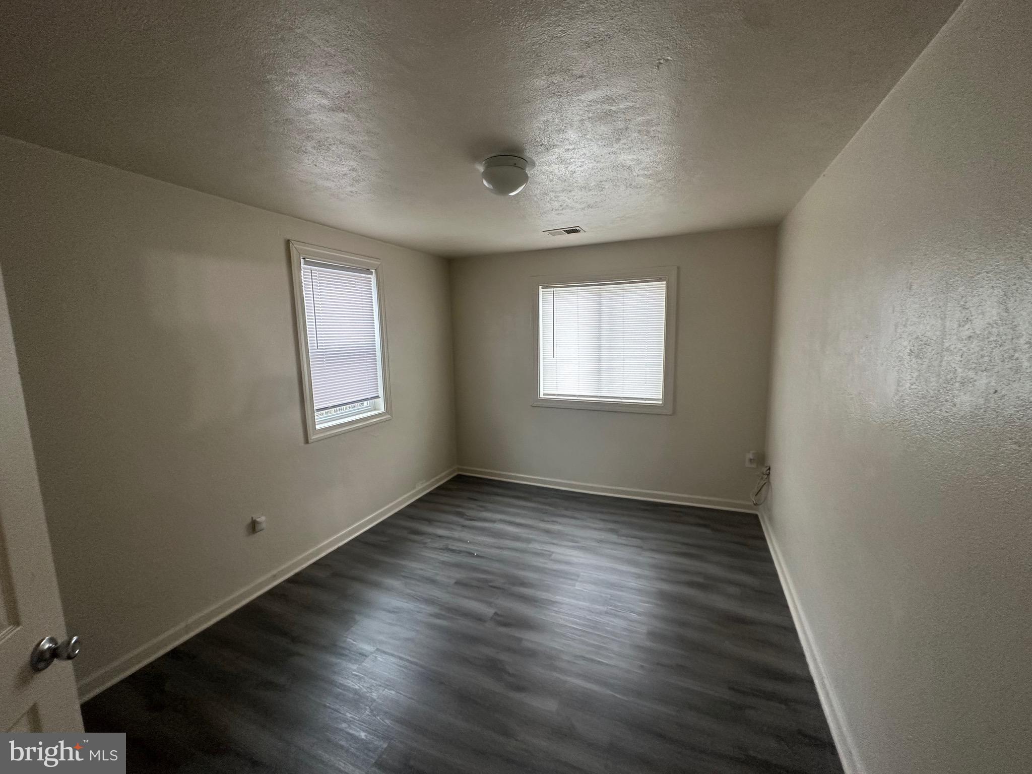 HARUNDALE - Residential Lease