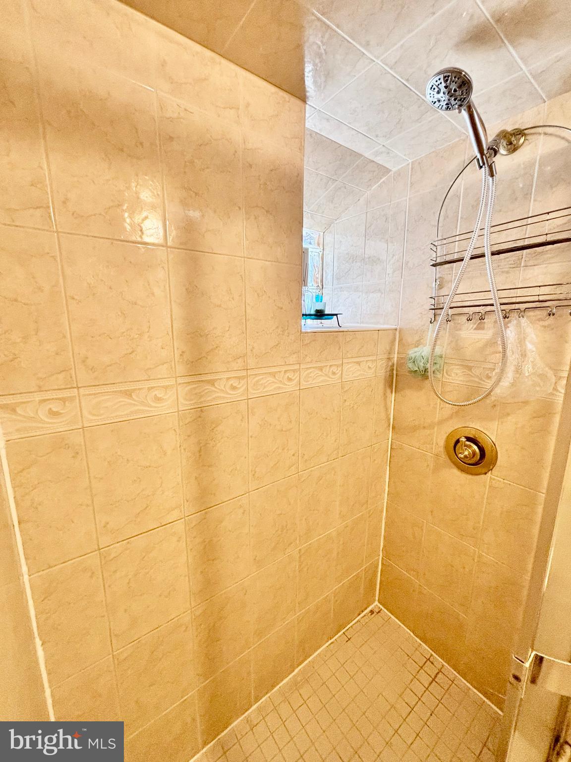 CASTOR GARDENS - Residential