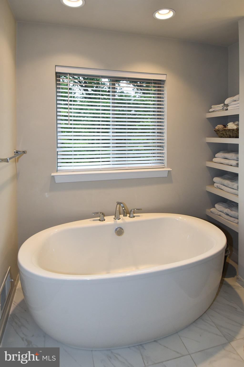 PRESERVE AT WESTFIELDS - Residential