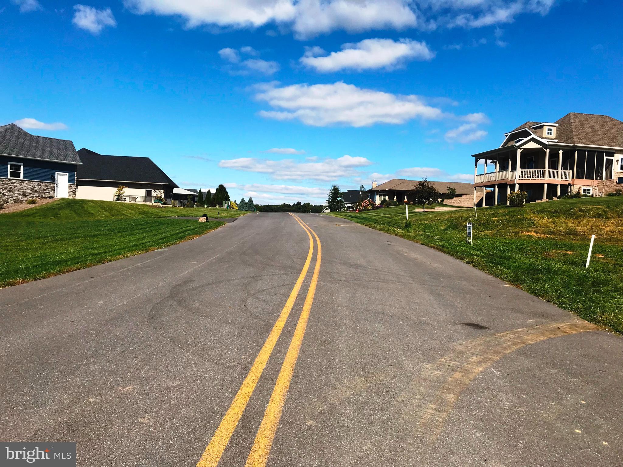 PENN NATIONAL GOLF COURSE COMMUNITY - Land