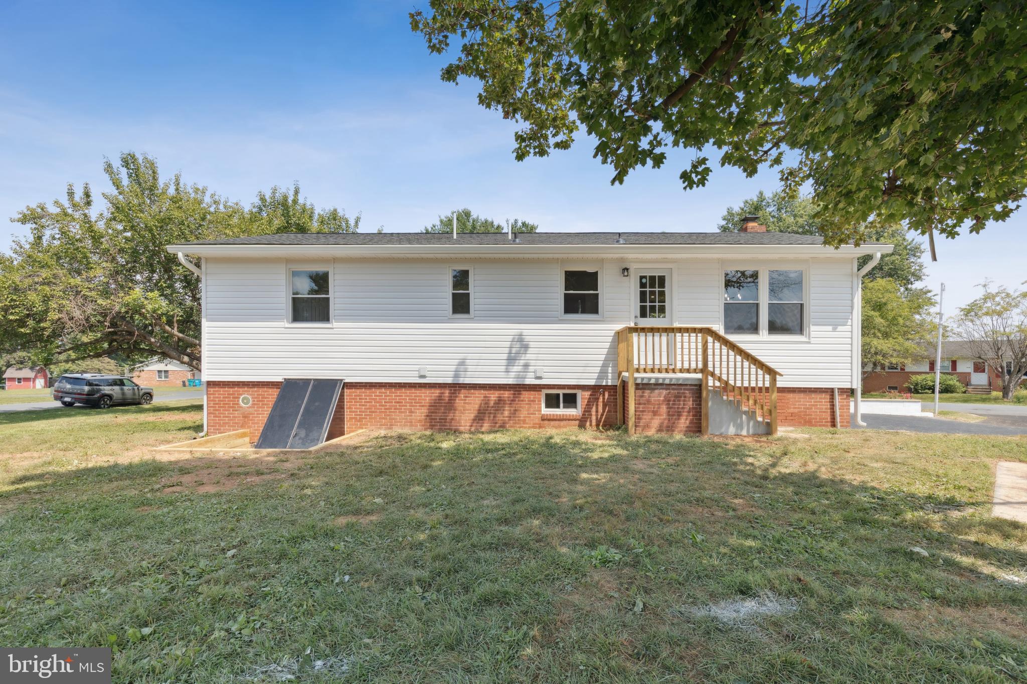 BRIERCREST HEIGHTS - Residential