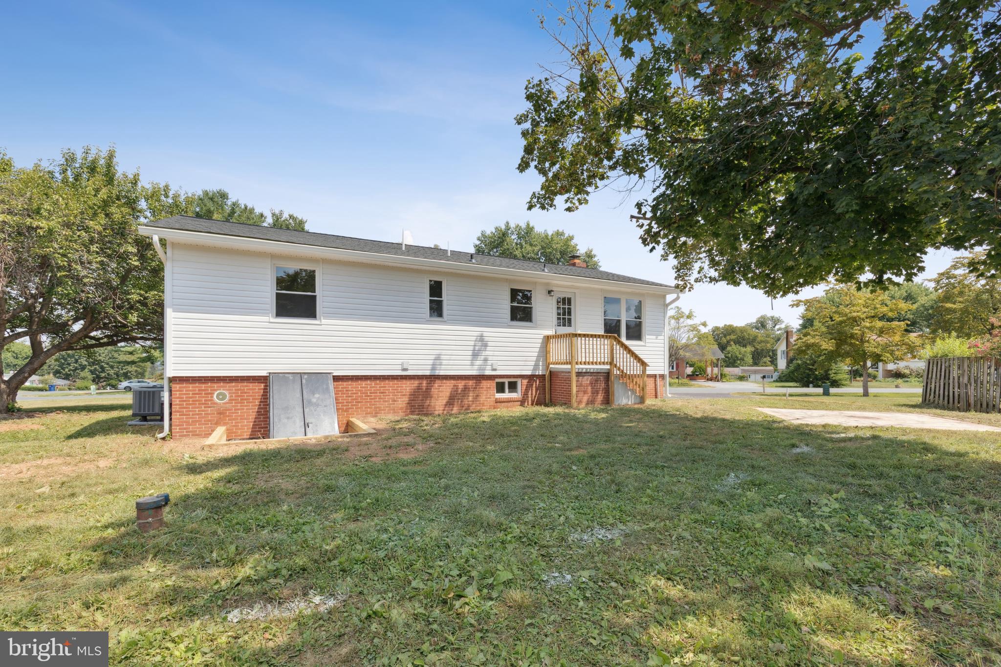 BRIERCREST HEIGHTS - Residential