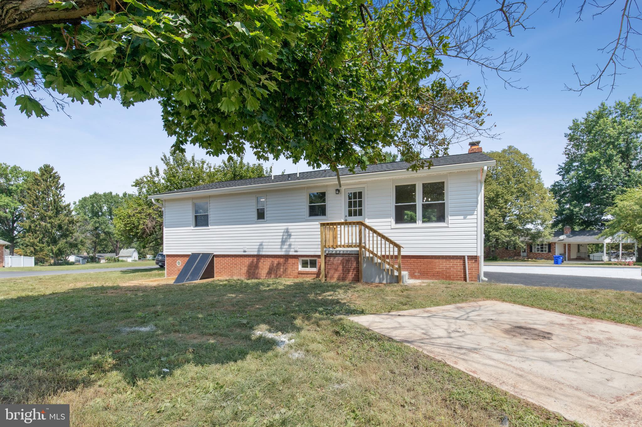 BRIERCREST HEIGHTS - Residential