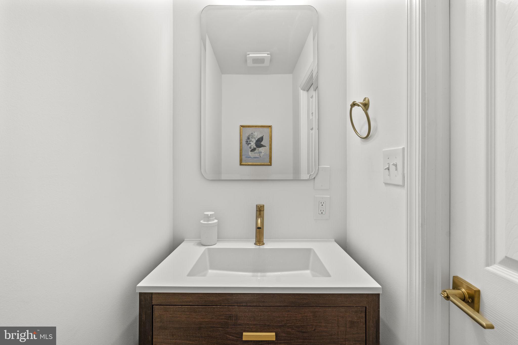 OAKLAND MILLS - Residential