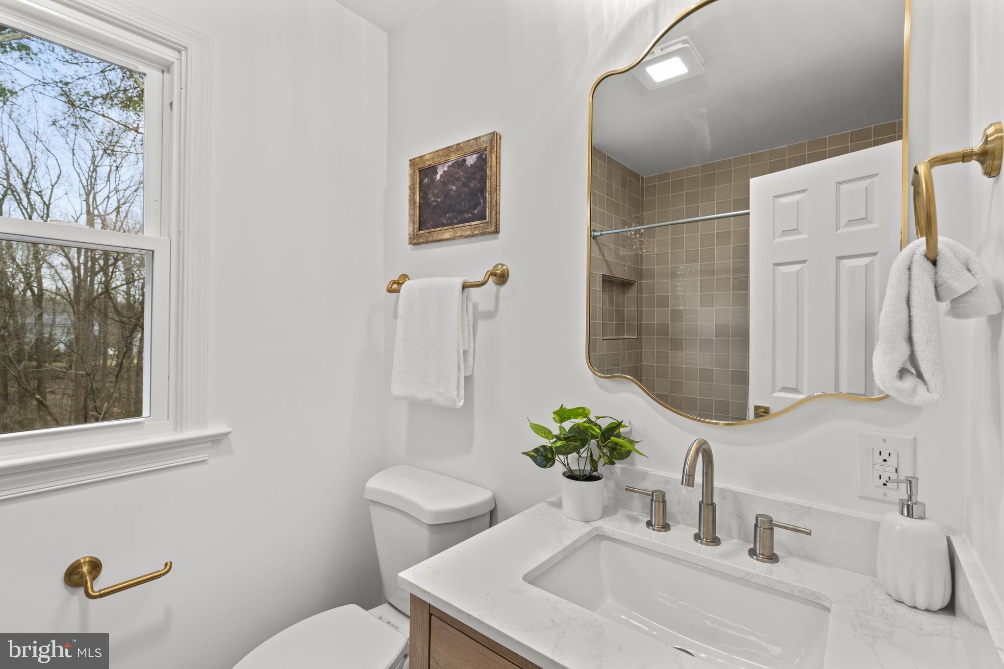 OAKLAND MILLS - Residential